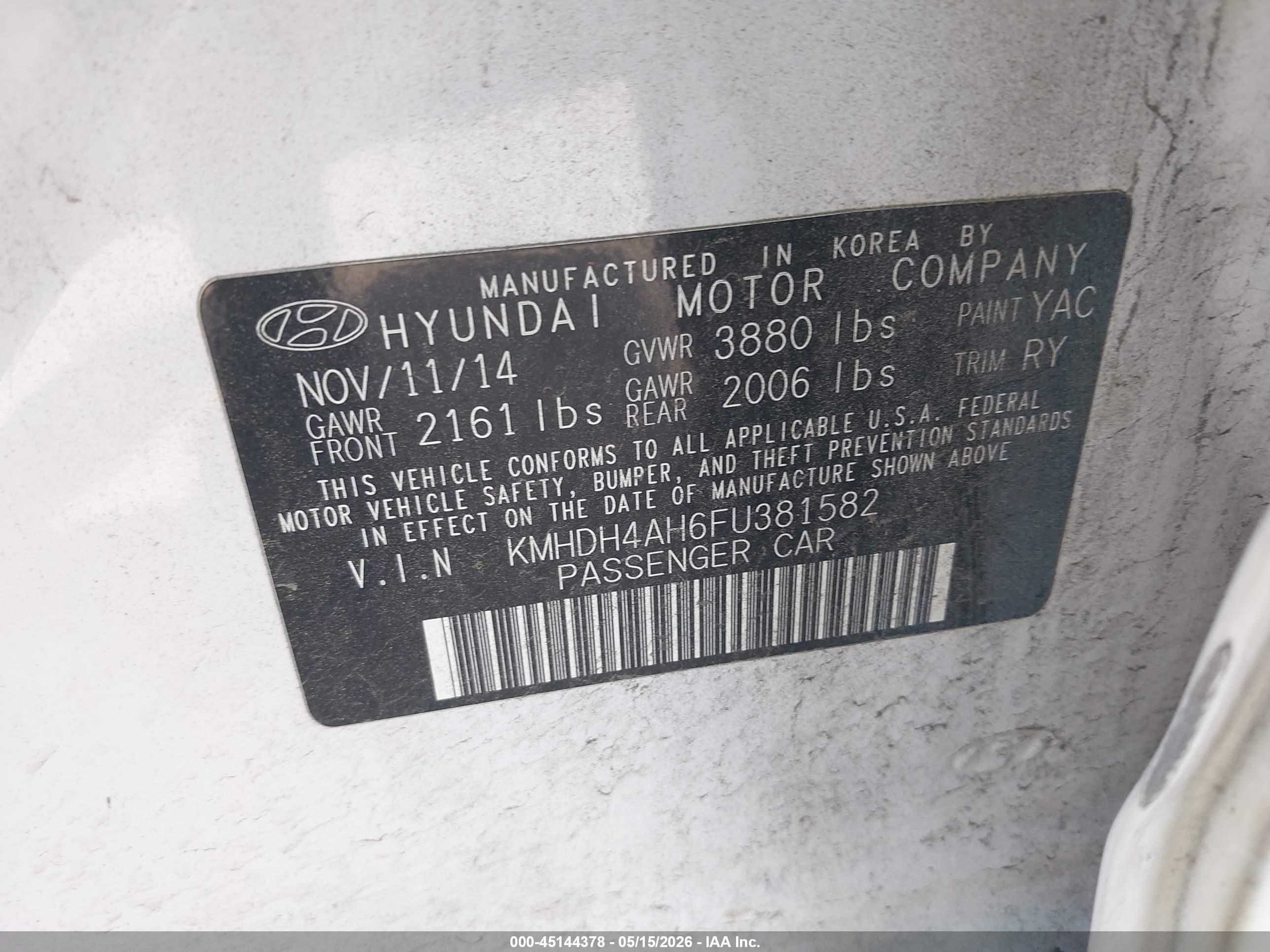 HYUNDAI ELANTRA image 9