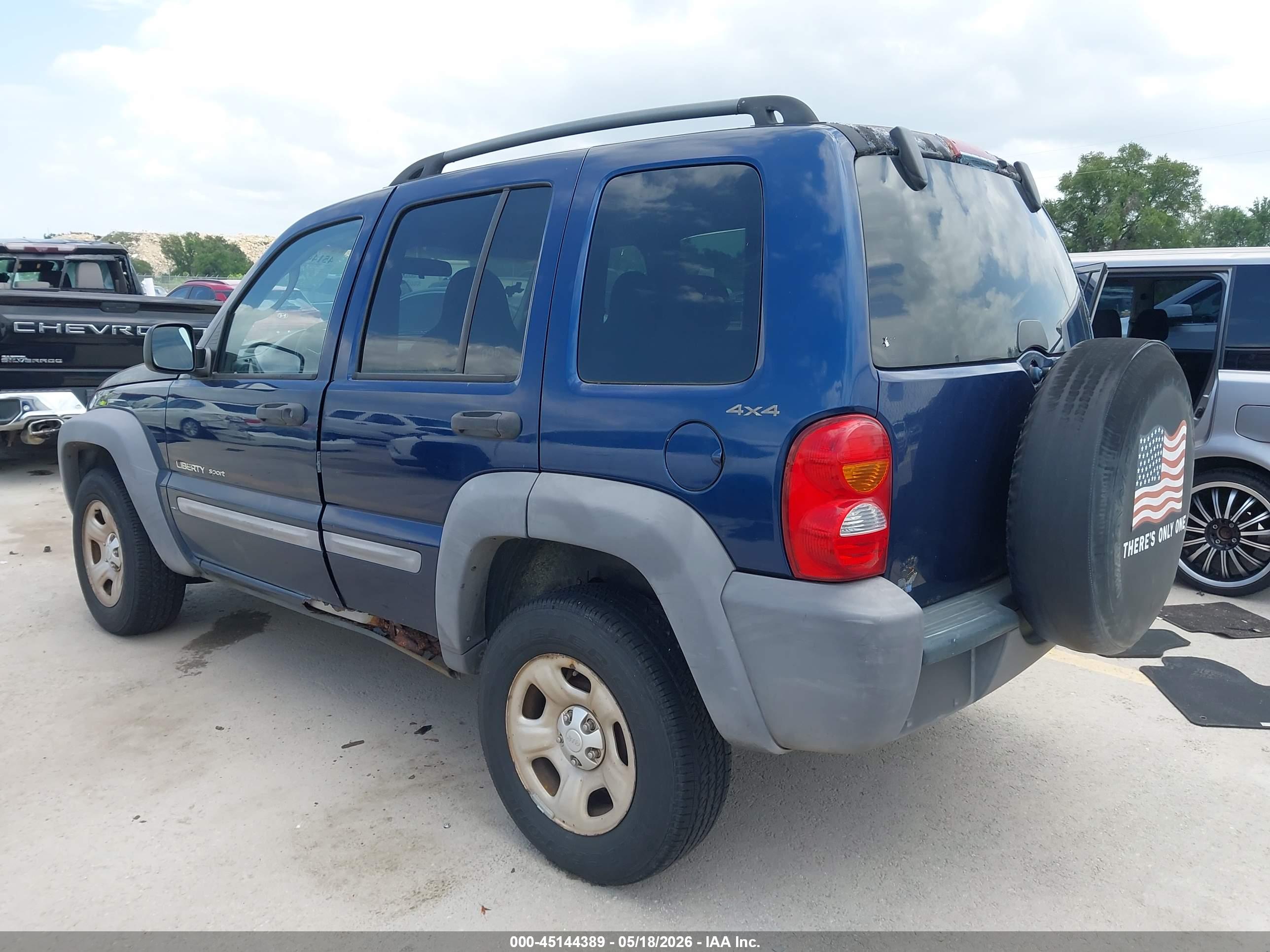 JEEP LIBERTY image 3