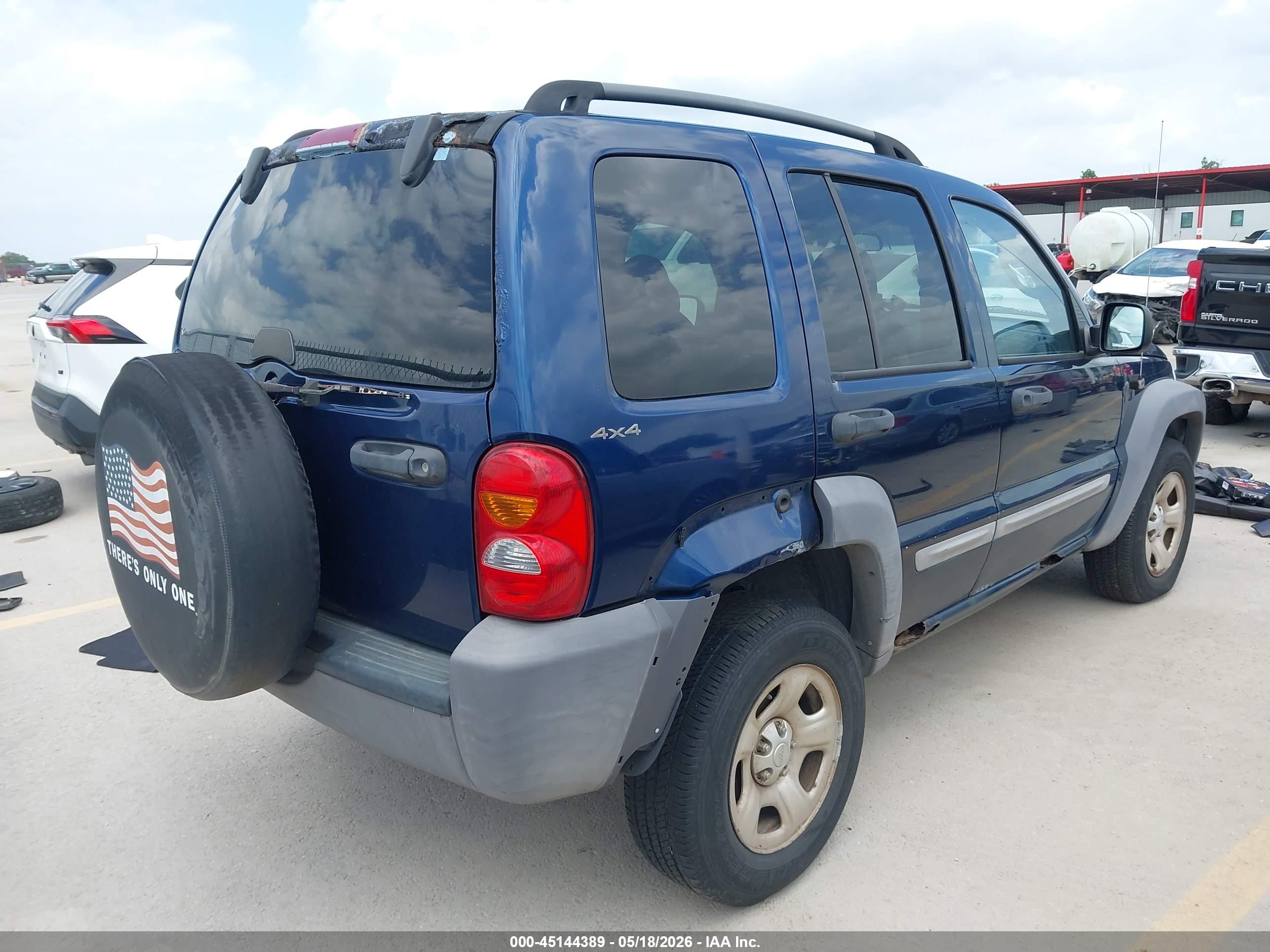 JEEP LIBERTY image 4