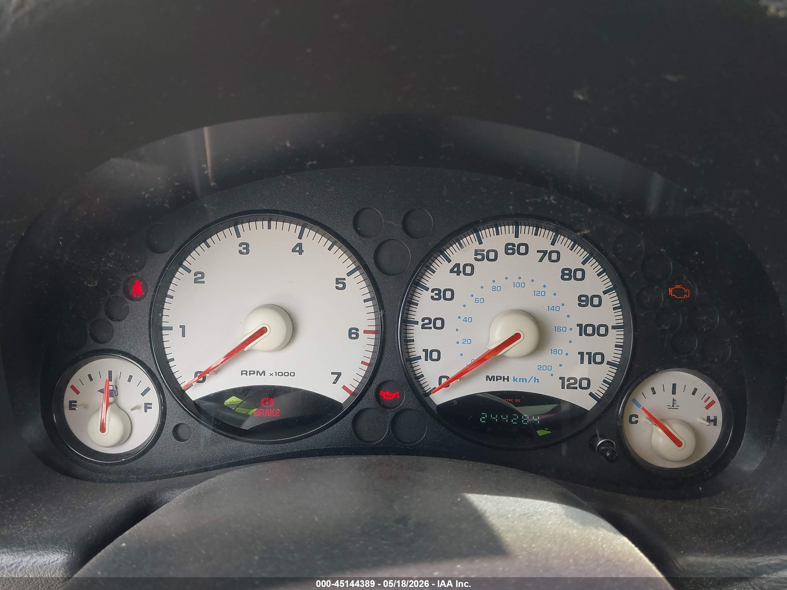 JEEP LIBERTY image 7