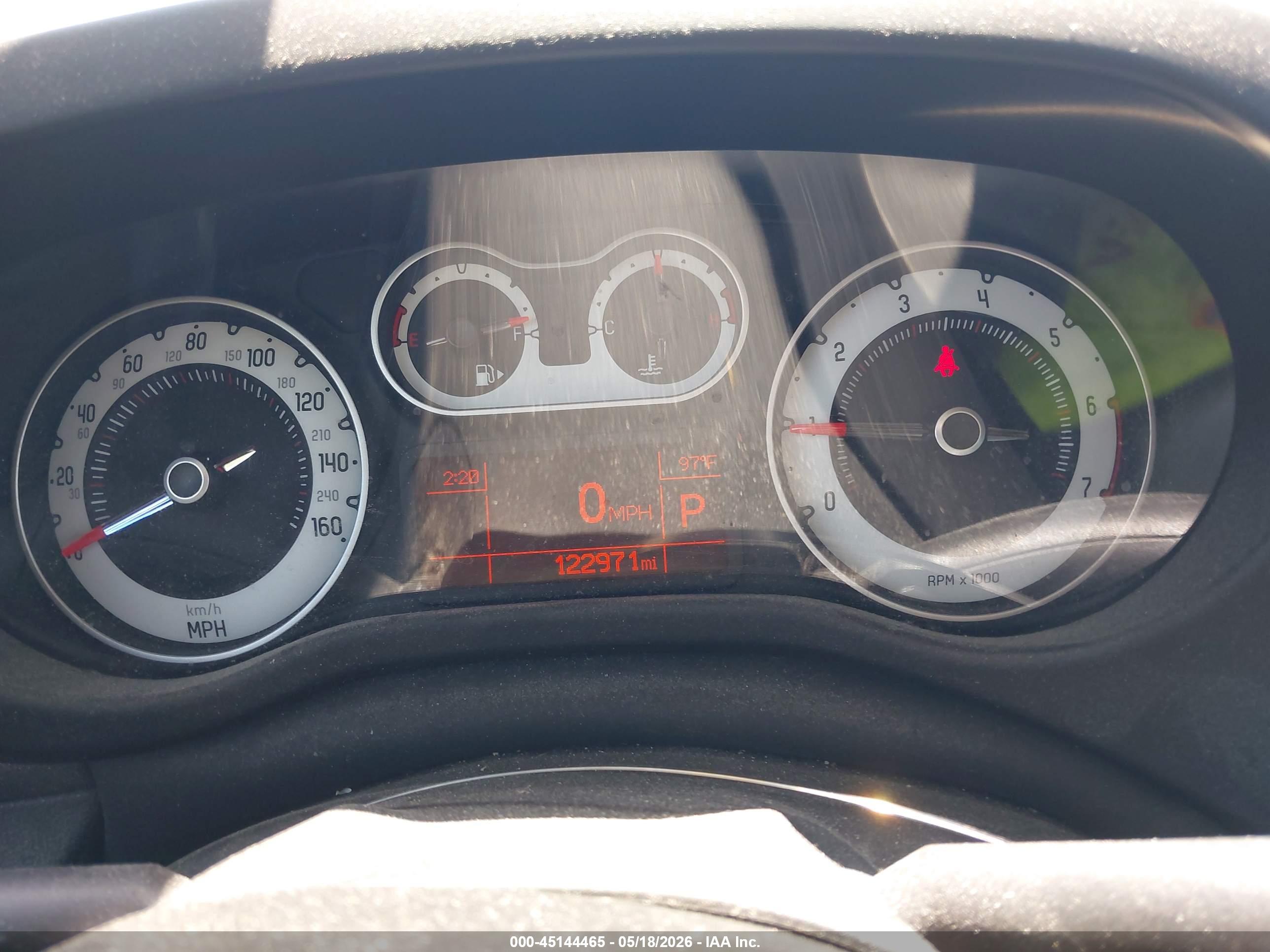 FIAT 500L image 7
