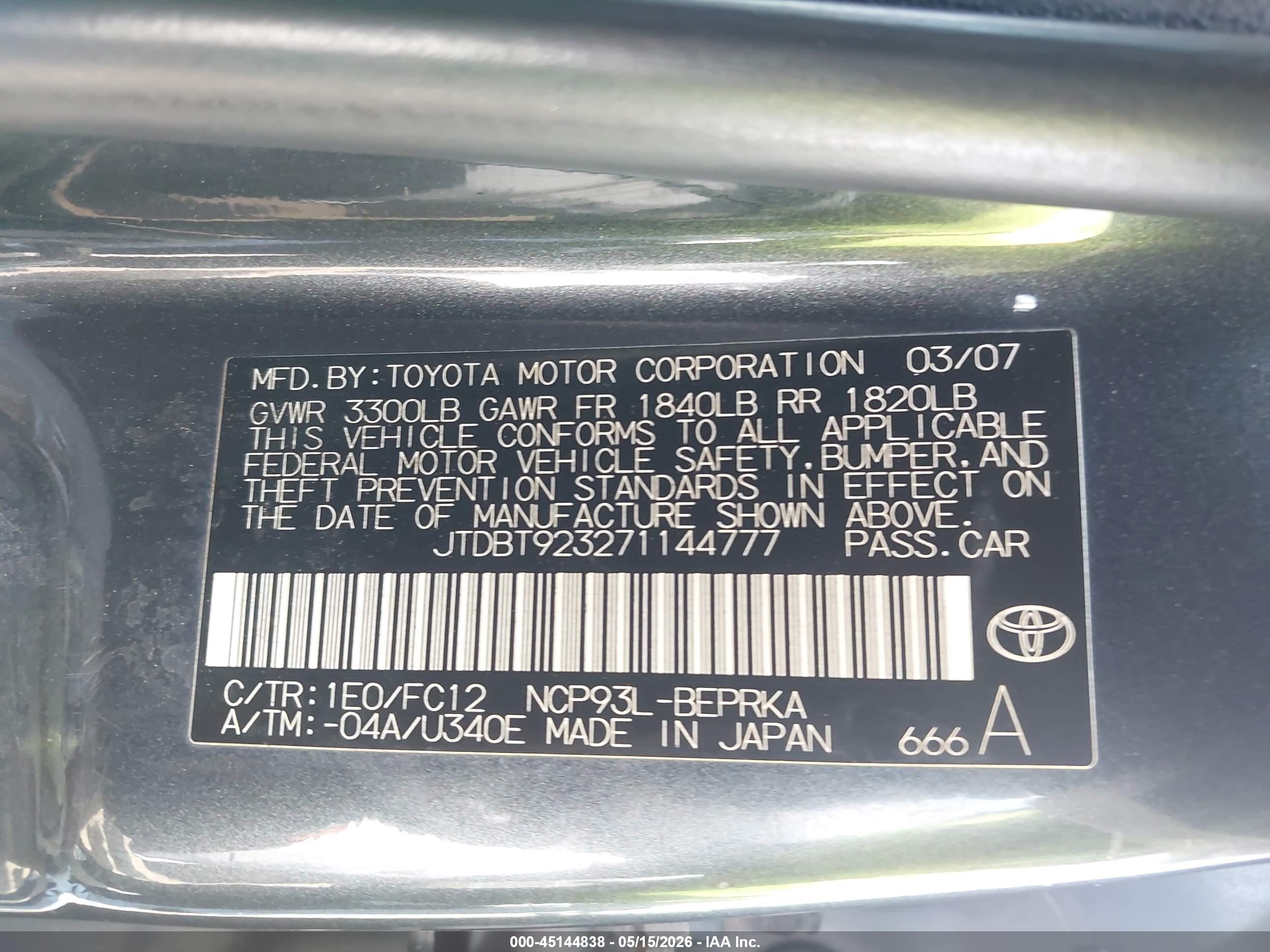 TOYOTA YARIS image 9