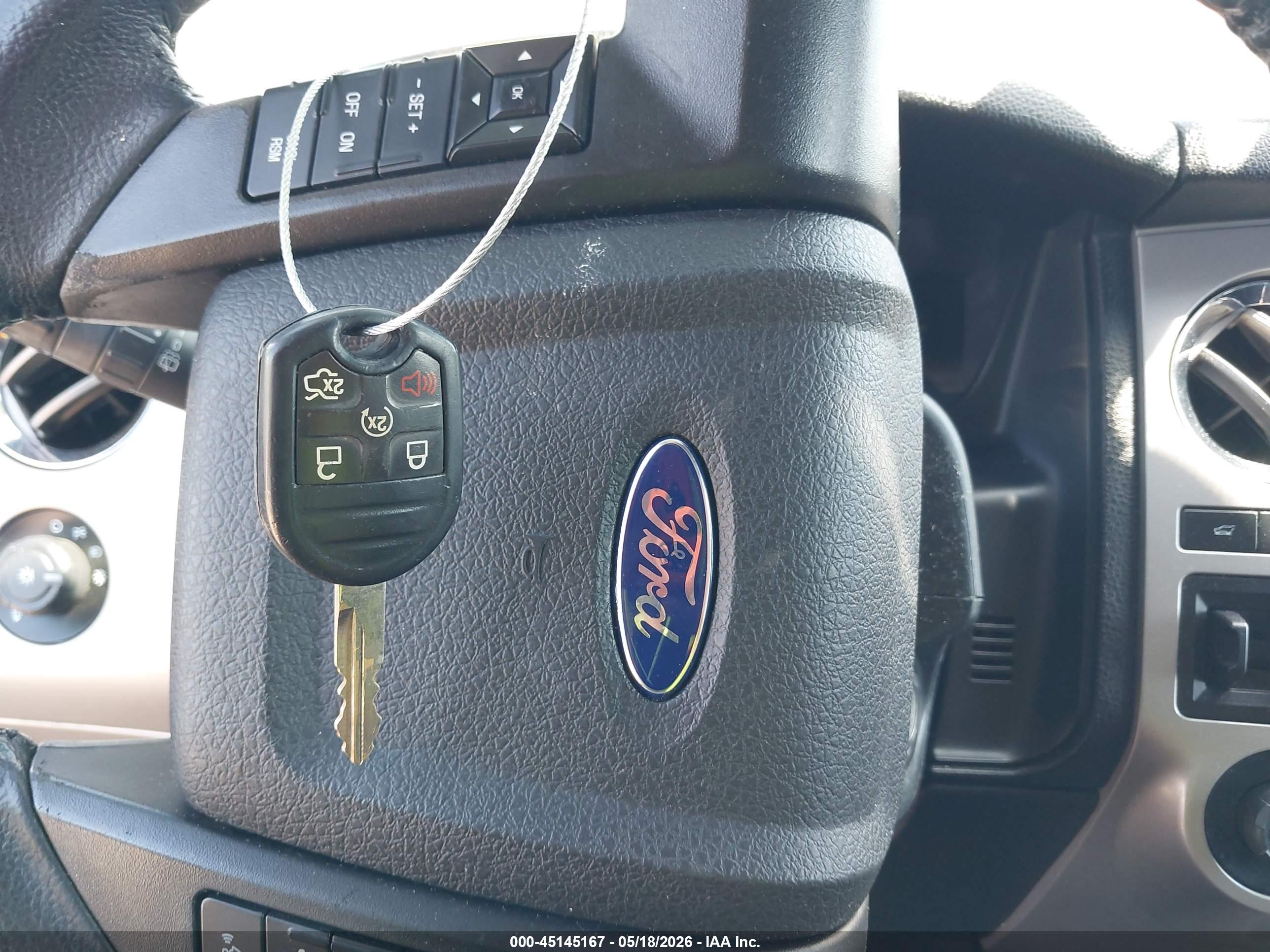 FORD EXPEDITION image 11