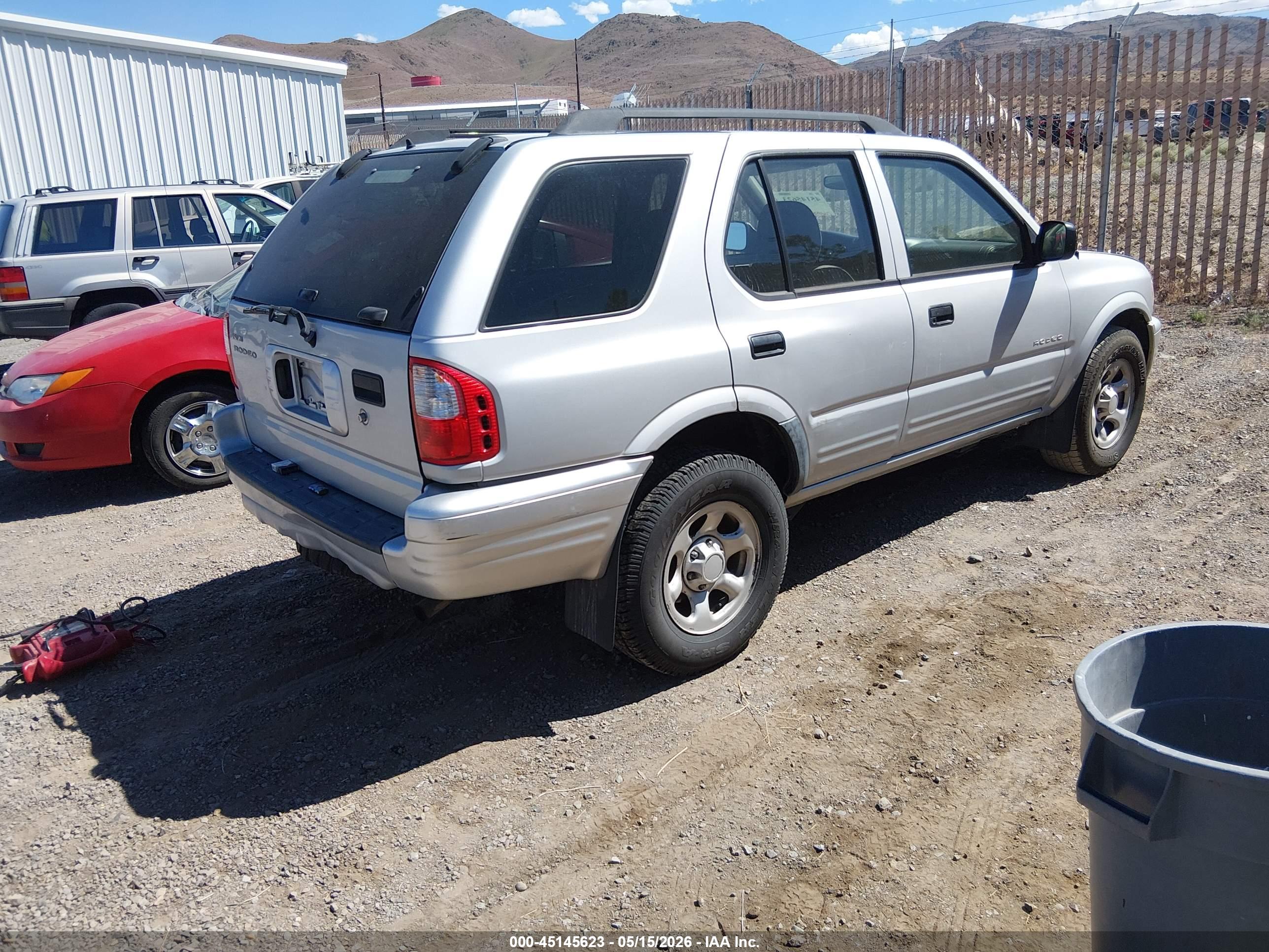 ISUZU RODEO image 4