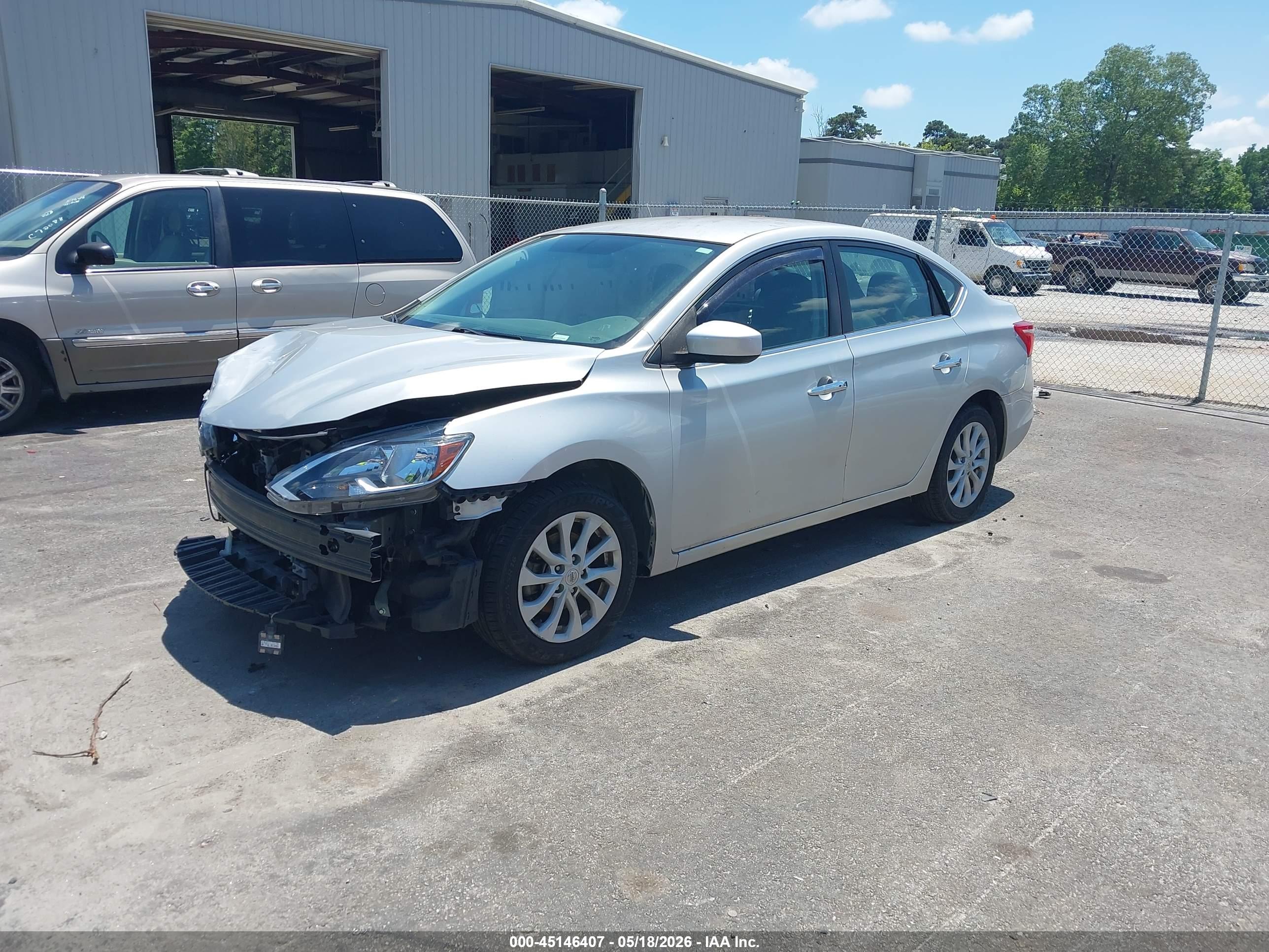 NISSAN SENTRA image 2