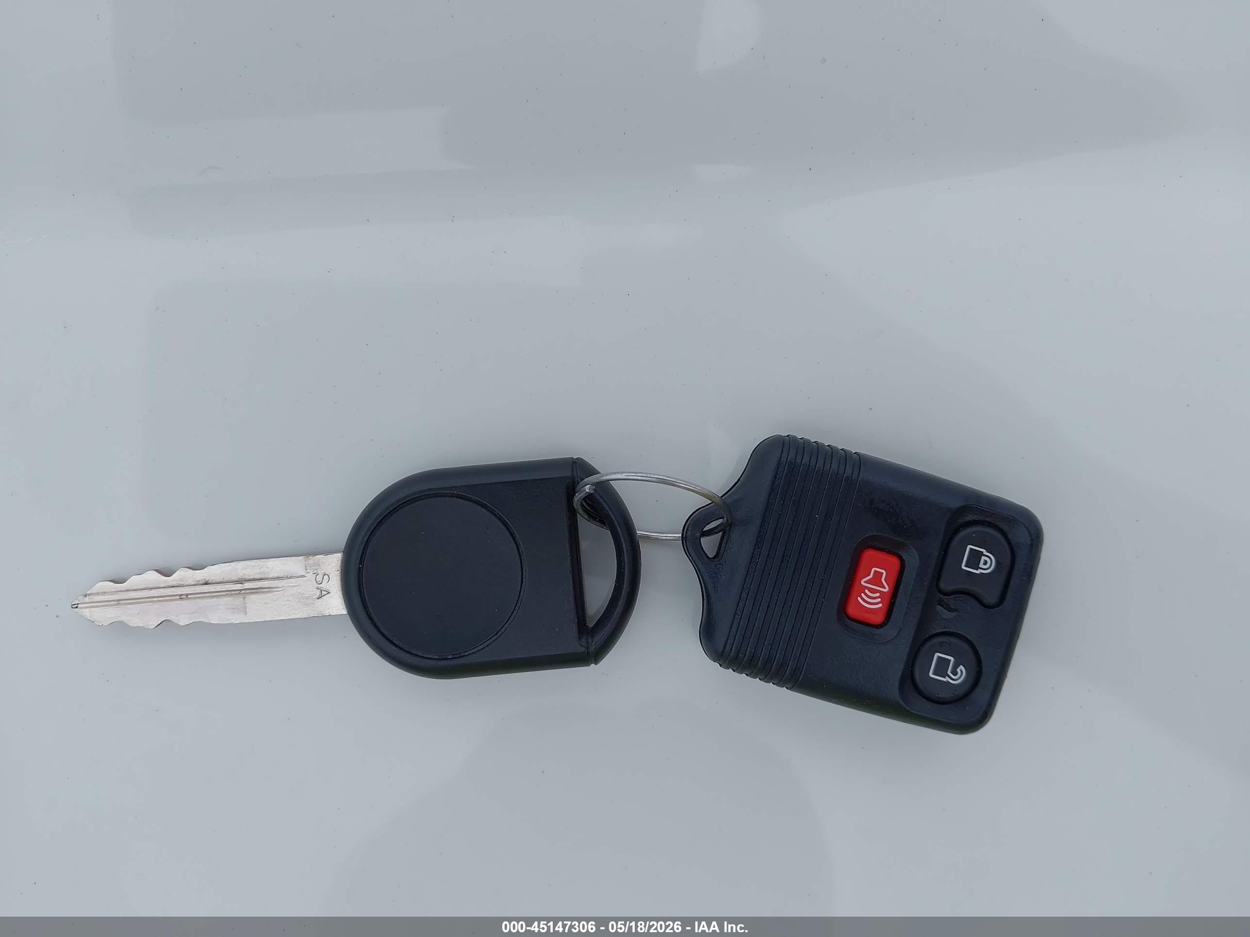FORD EXPEDITION image 11