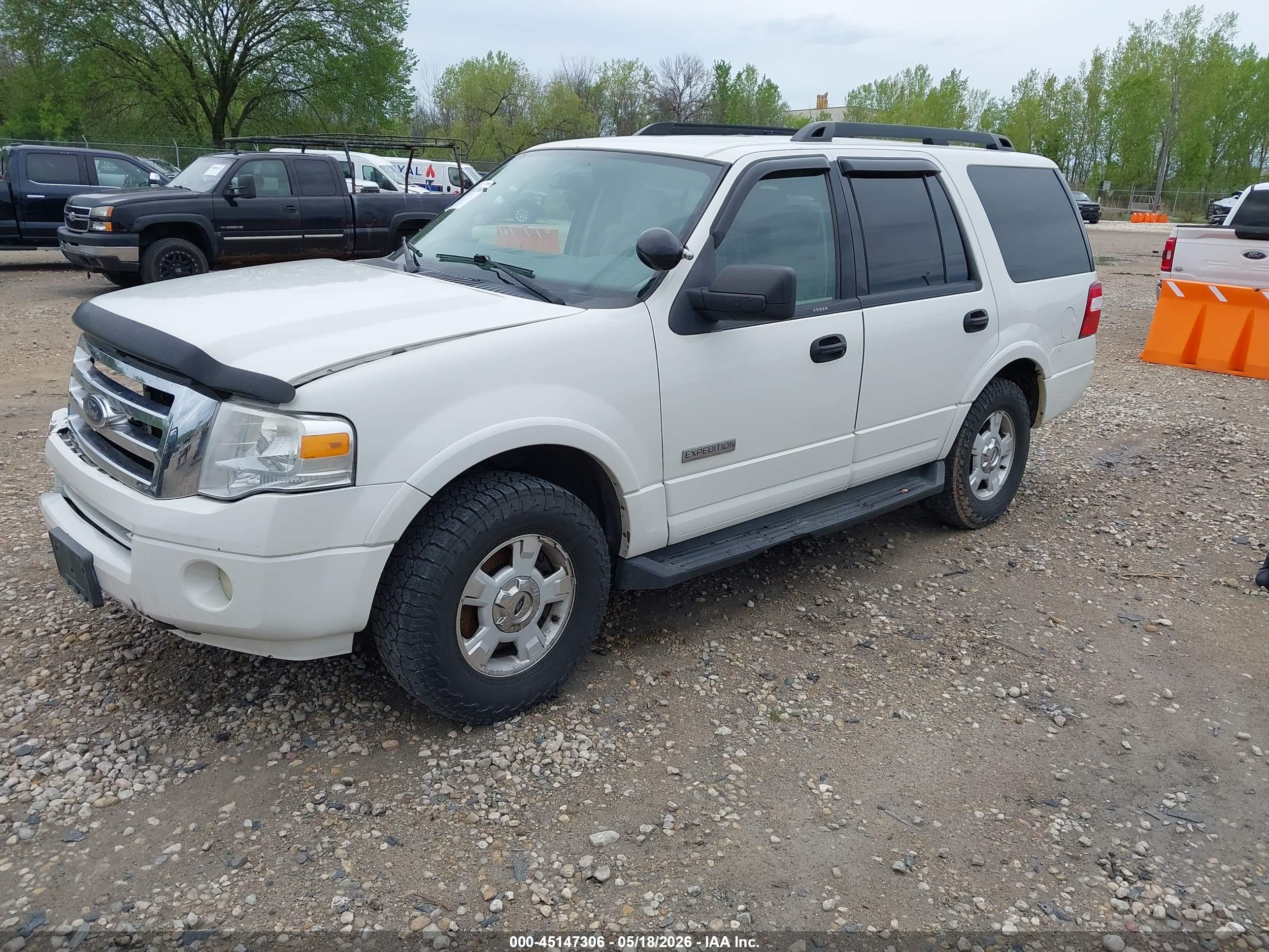 FORD EXPEDITION image 2