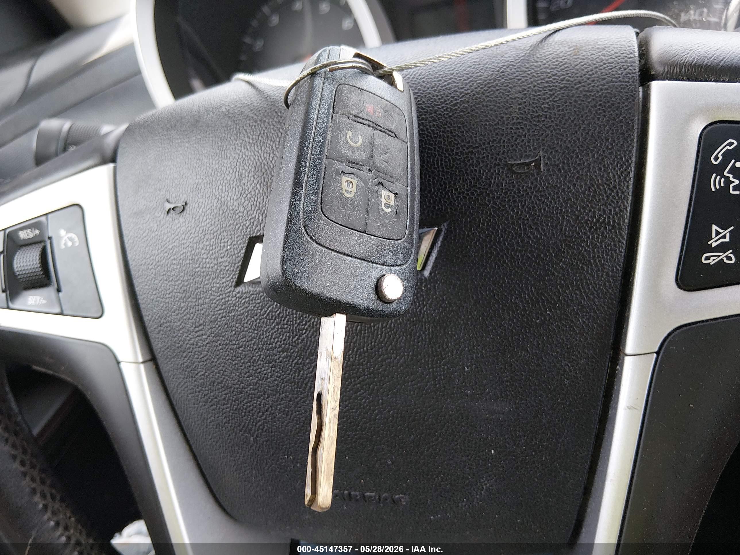 CHEVROLET EQUINOX image 11