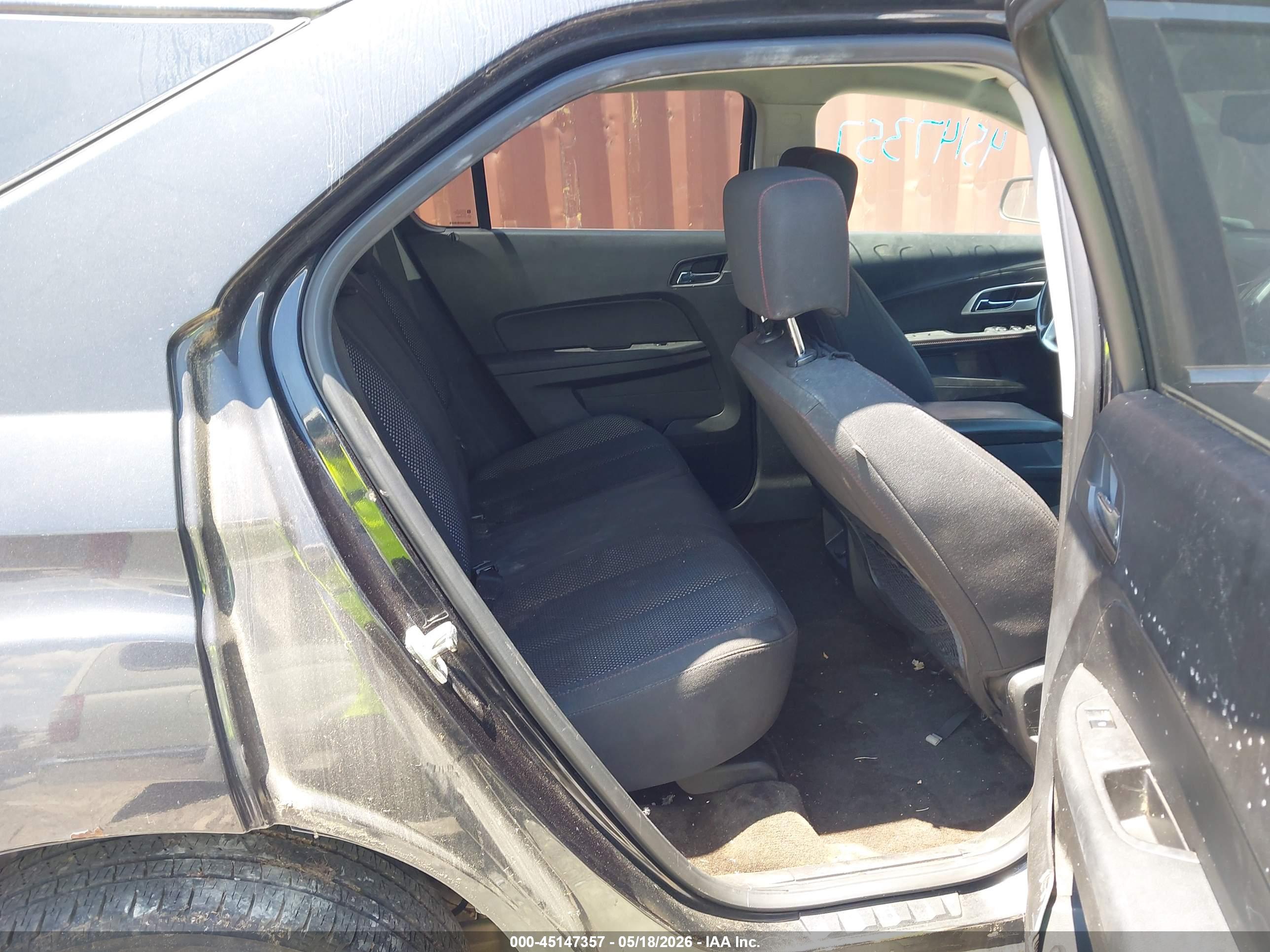CHEVROLET EQUINOX image 8