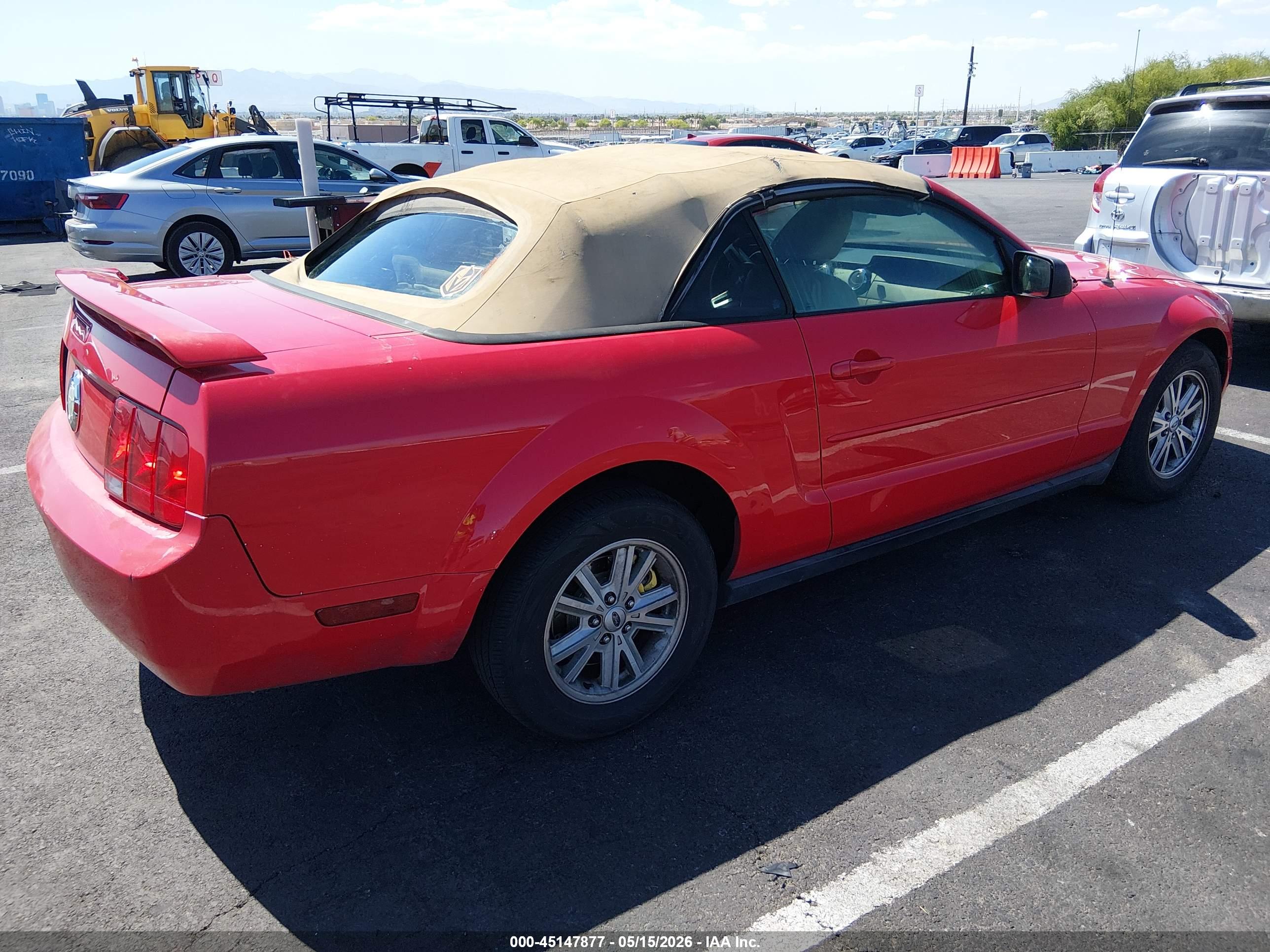 FORD MUSTANG image 4