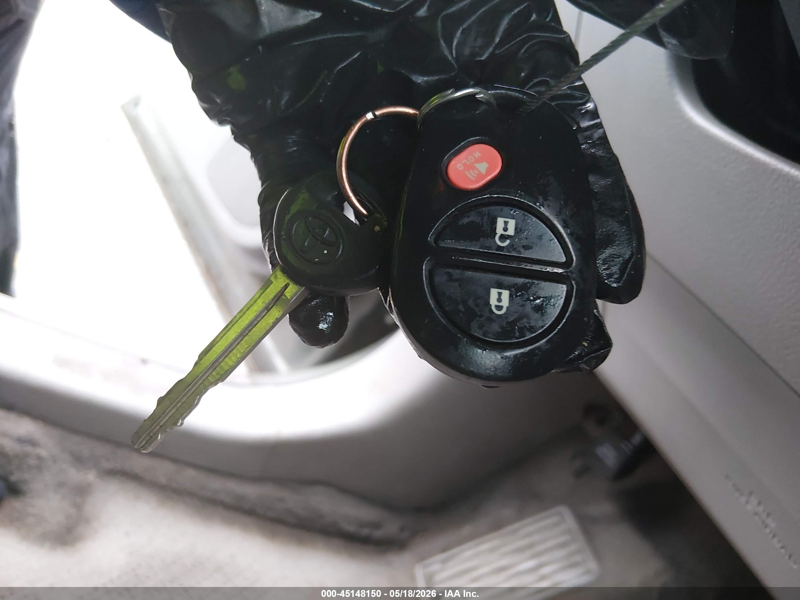 TOYOTA HIGHLANDER image 11