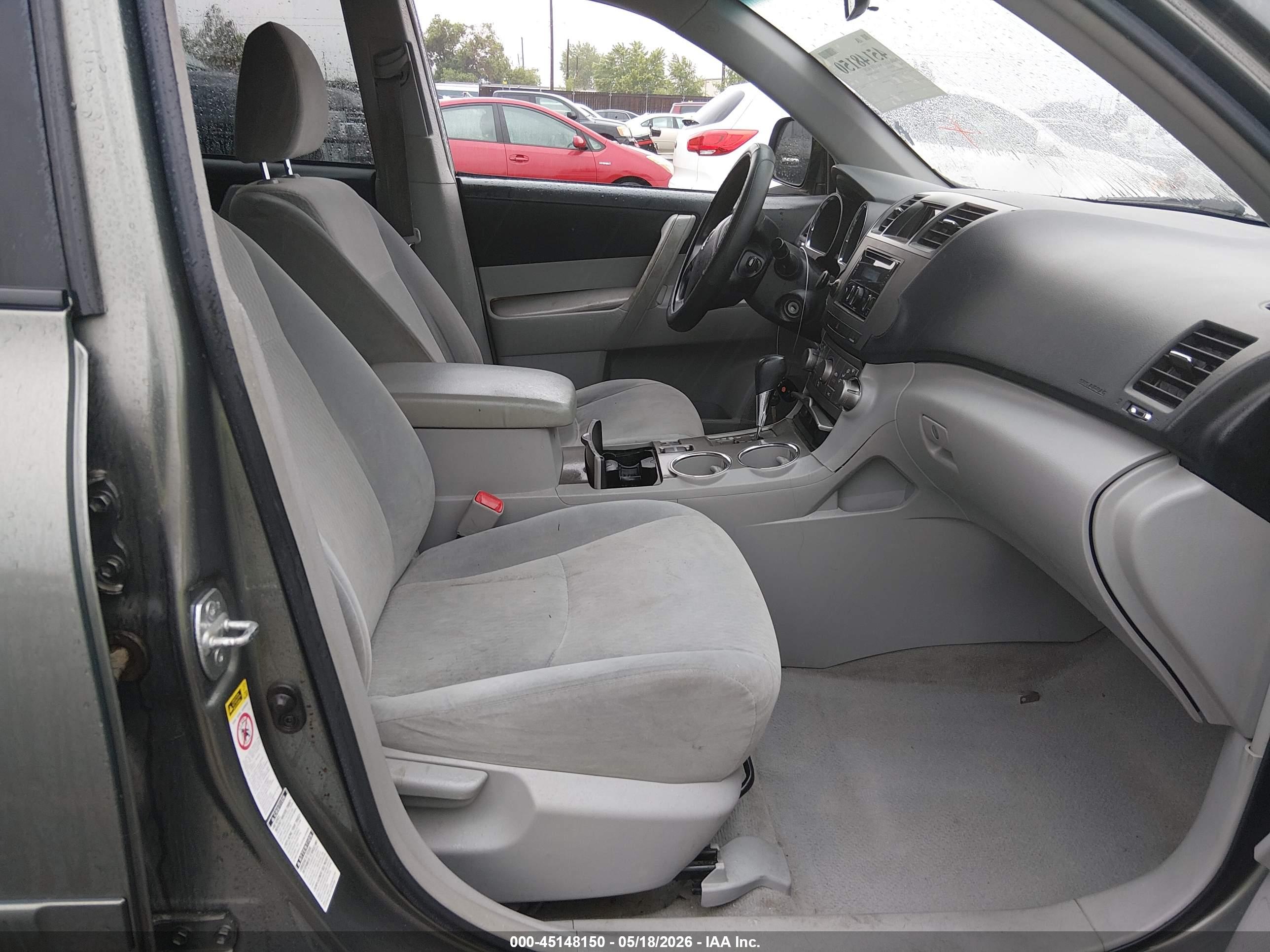 TOYOTA HIGHLANDER image 5