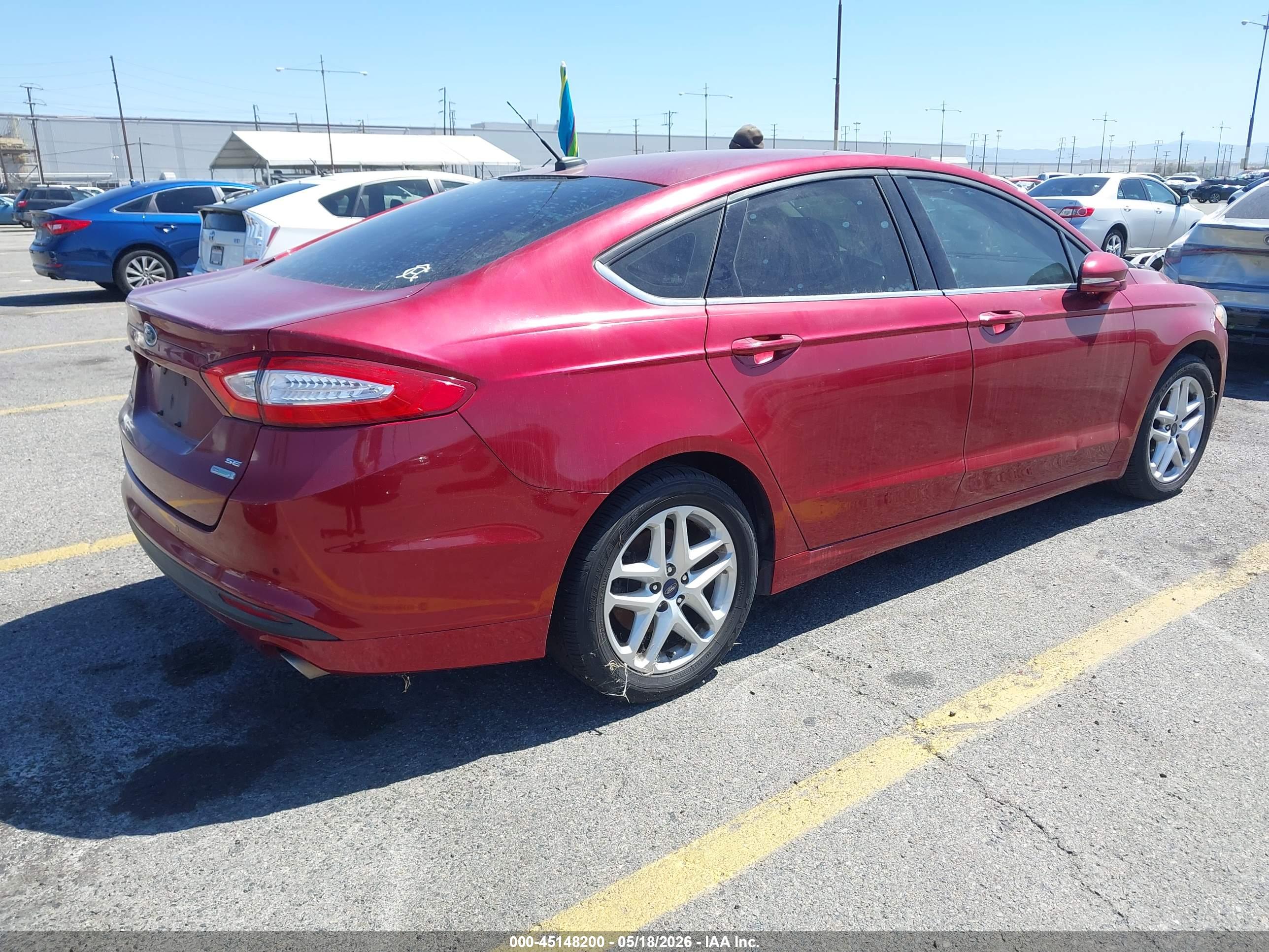 FORD FUSION image 4