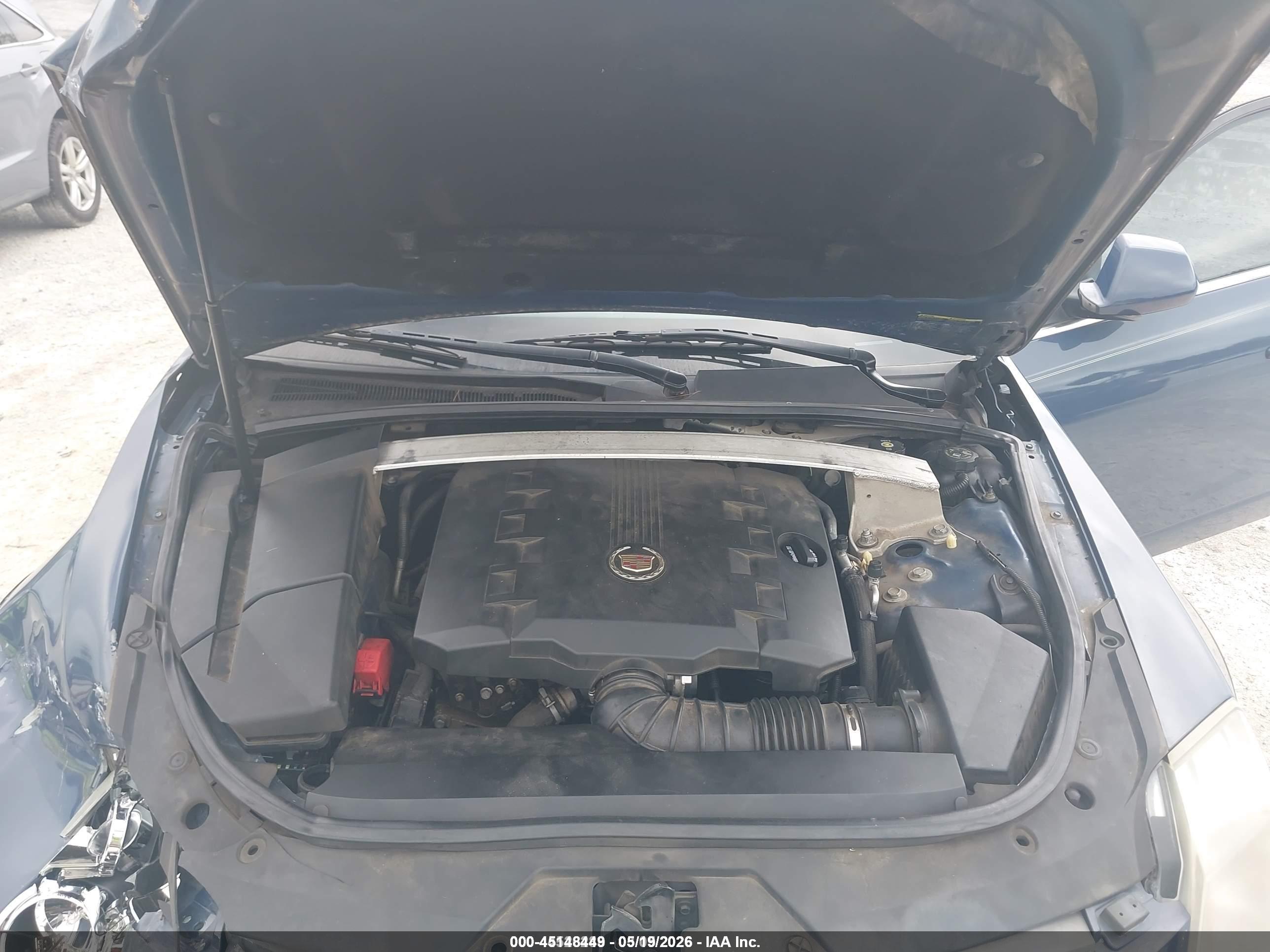 CADILLAC CTS image 10