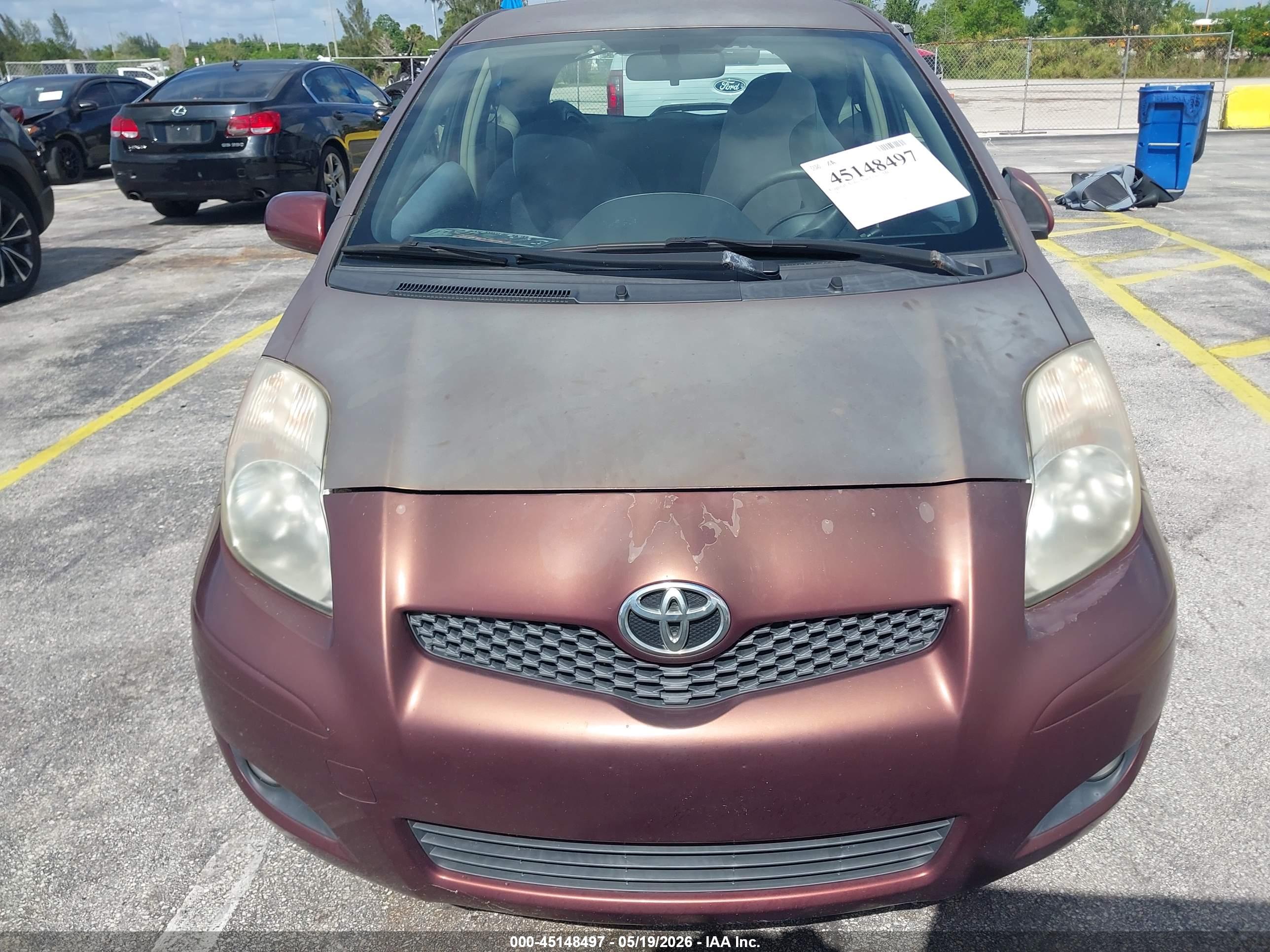 TOYOTA YARIS image 6