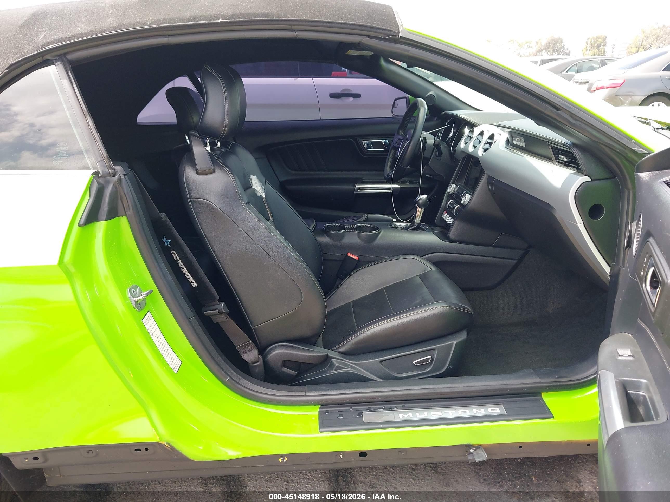 FORD MUSTANG image 5