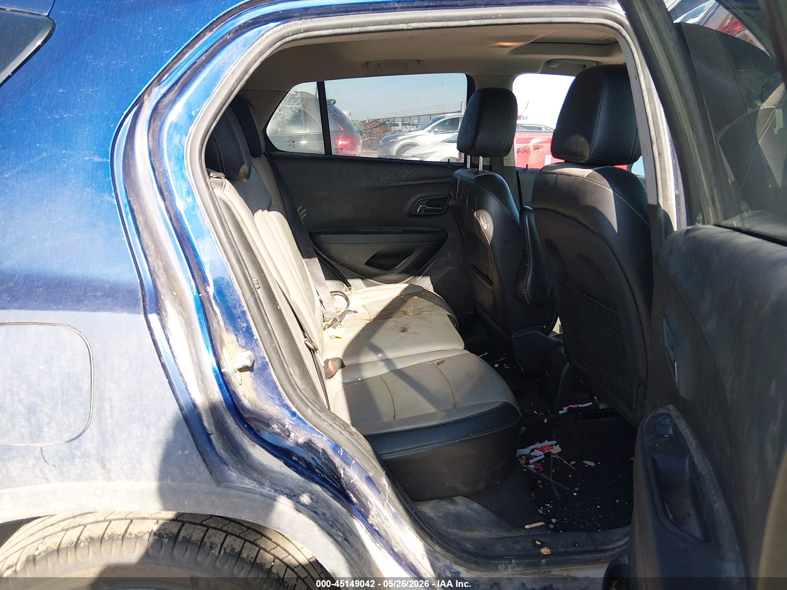 CHEVROLET TRAX image 8