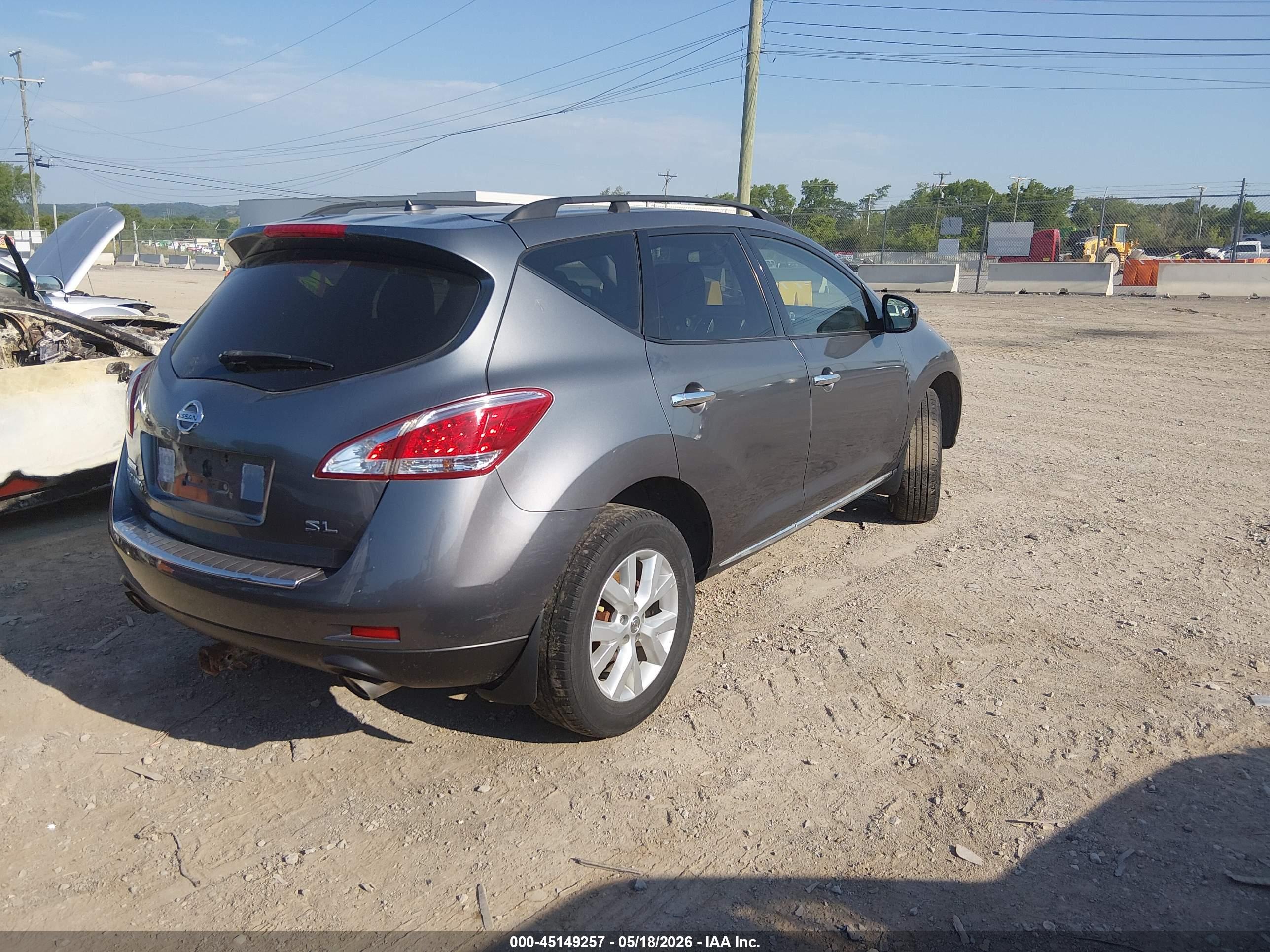 NISSAN MURANO image 4