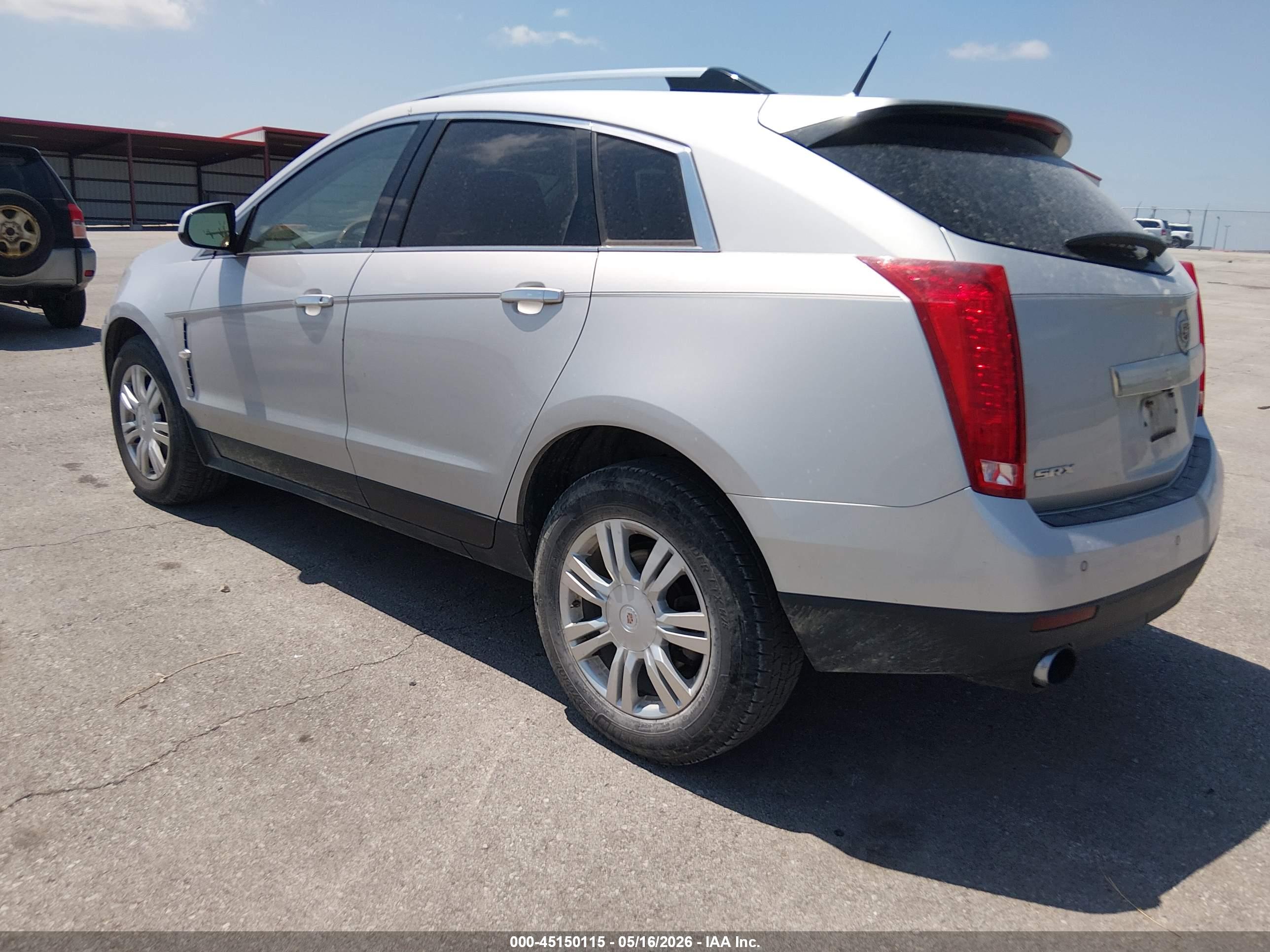 CADILLAC SRX image 3