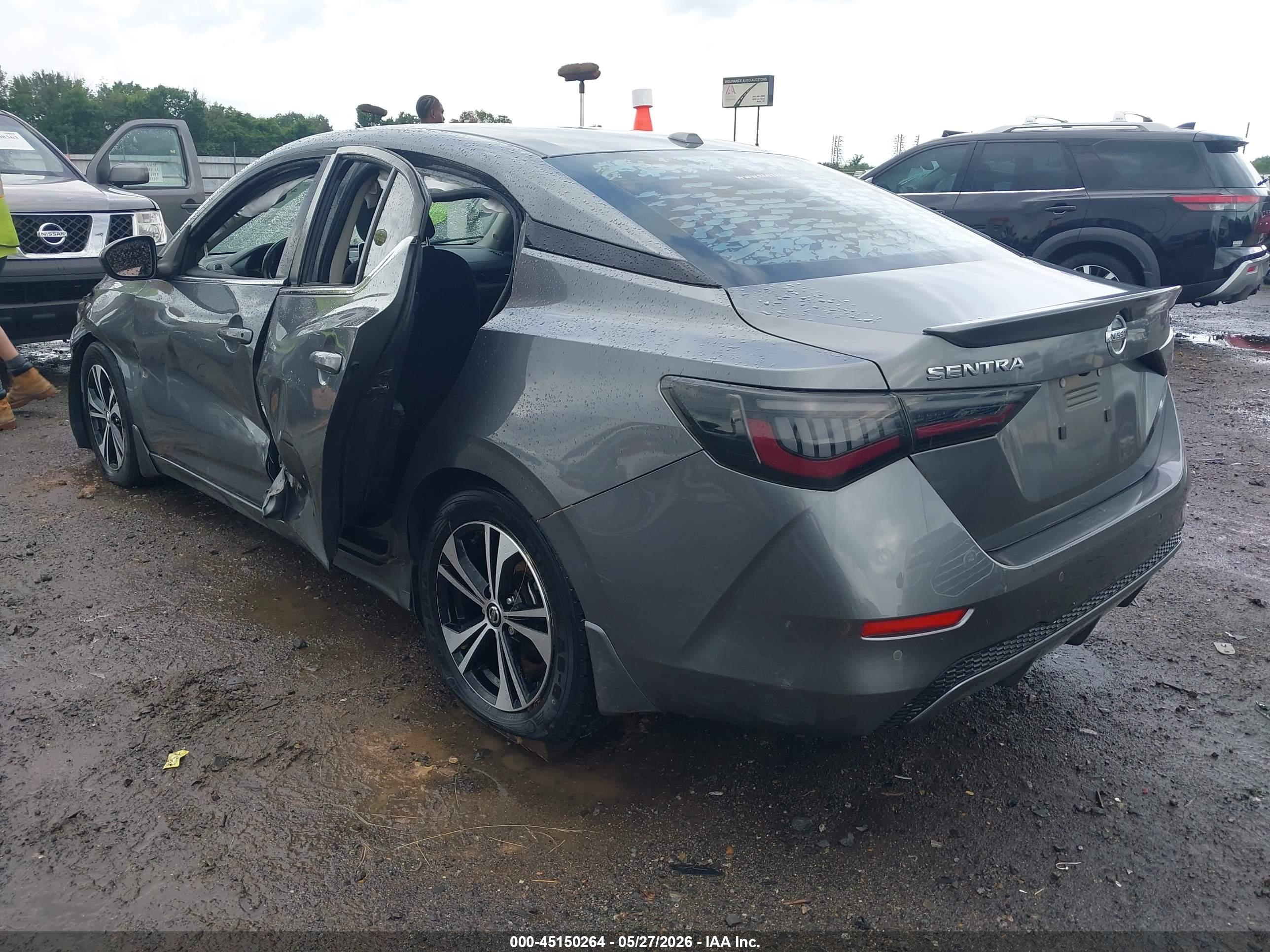 NISSAN SENTRA image 3