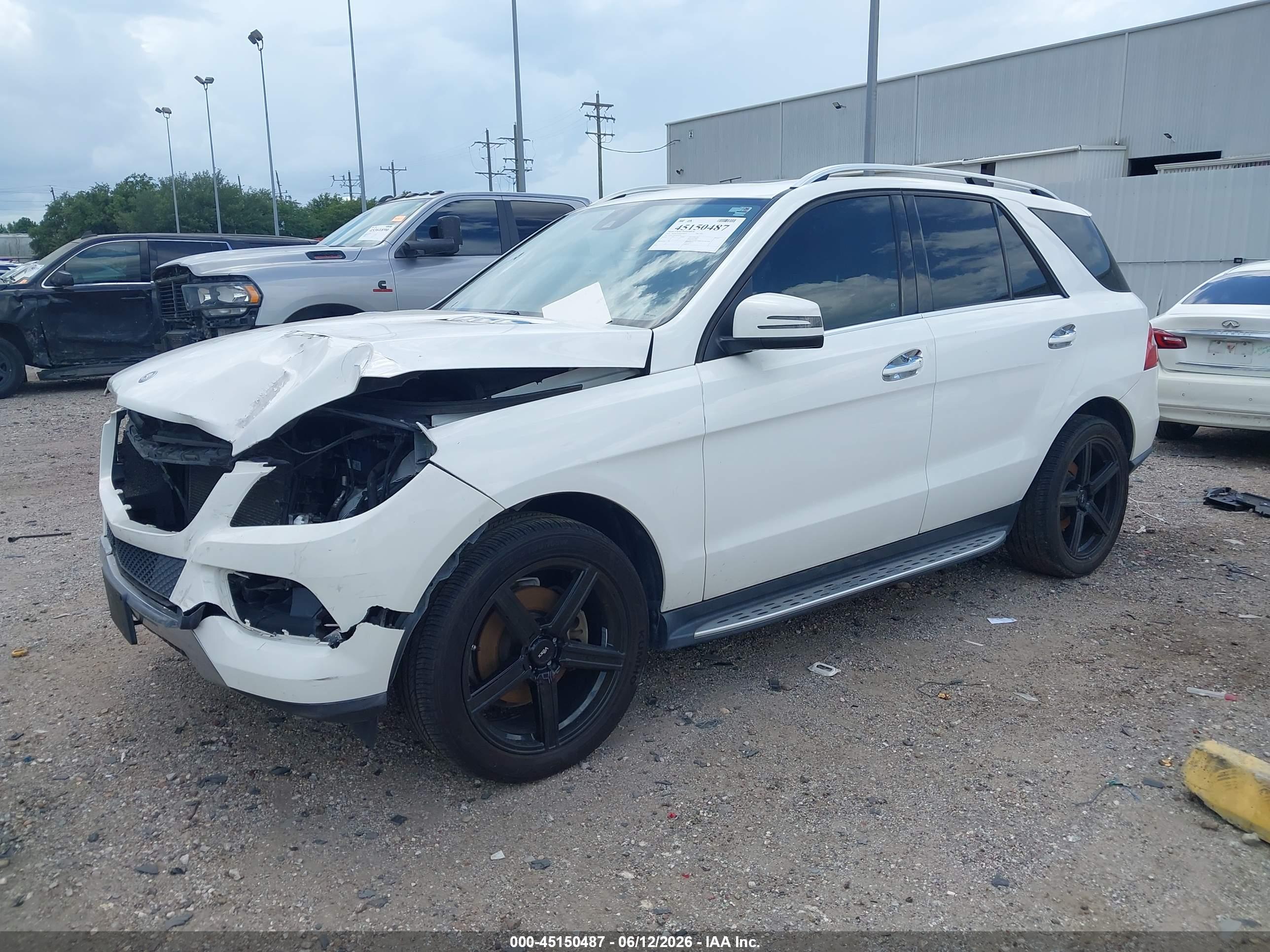 MERCEDES-BENZ ML image 2