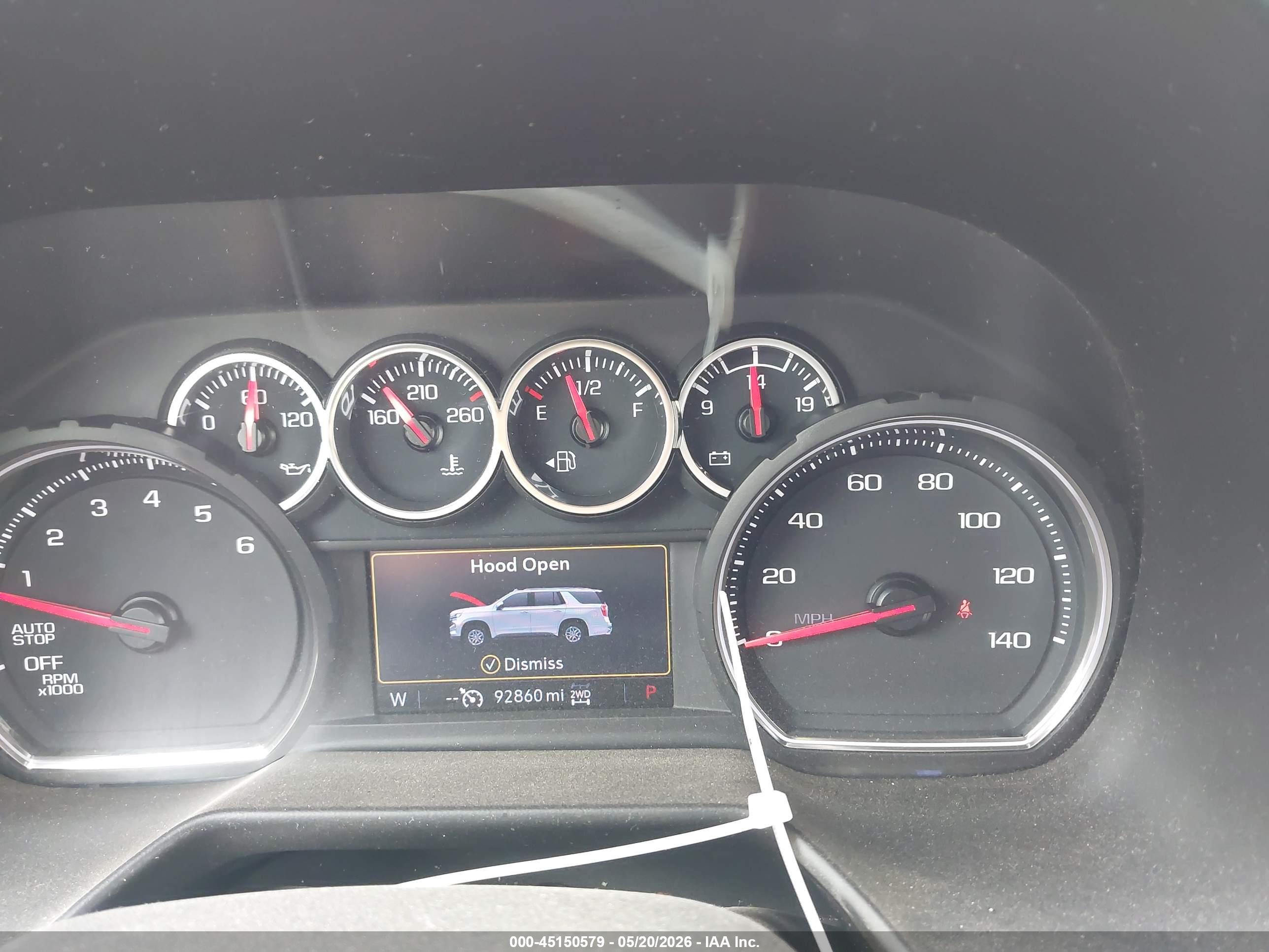 CHEVROLET SUBURBAN image 7