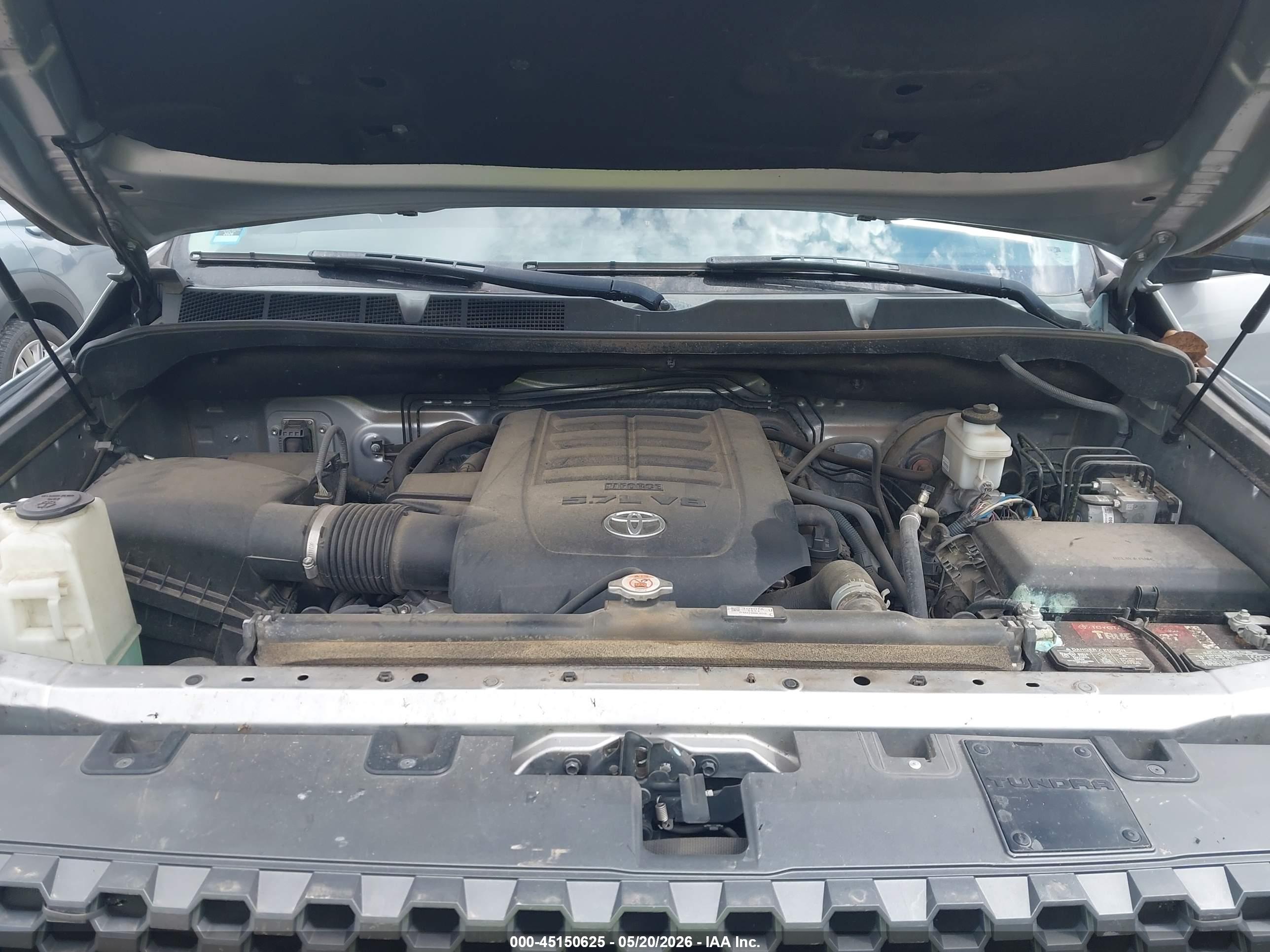 TOYOTA TUNDRA image 10