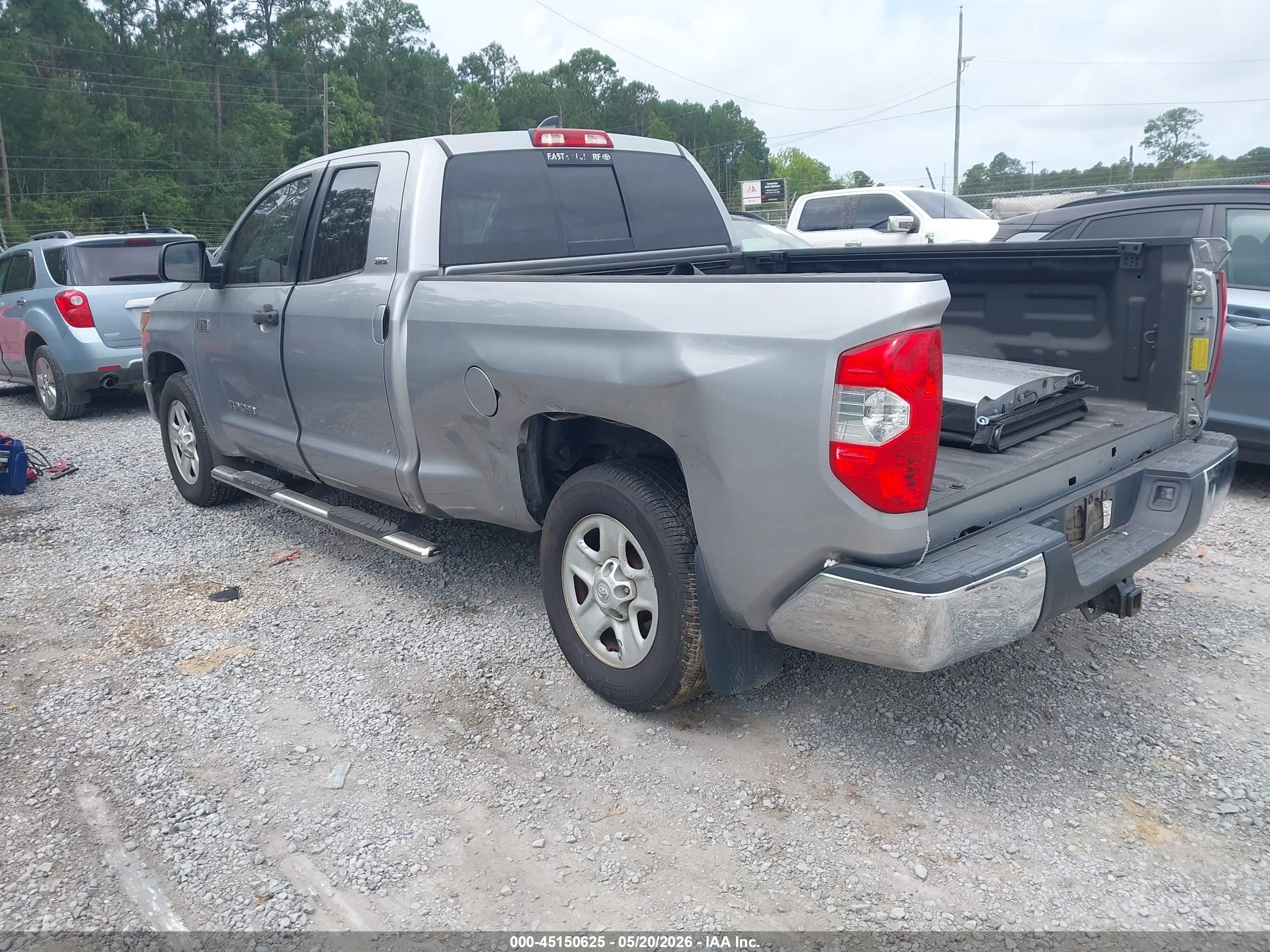 TOYOTA TUNDRA image 3