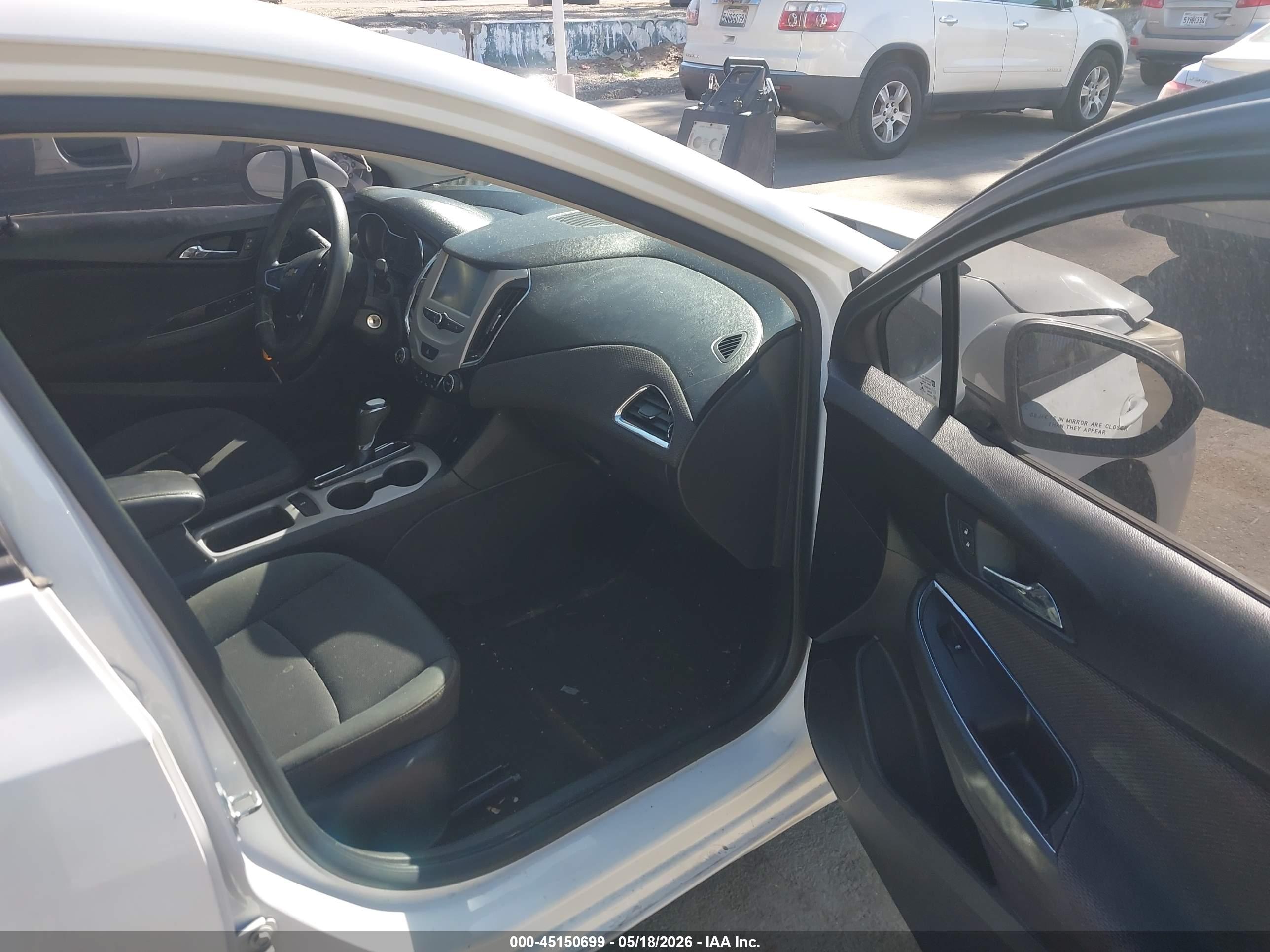 CHEVROLET CRUZE image 5