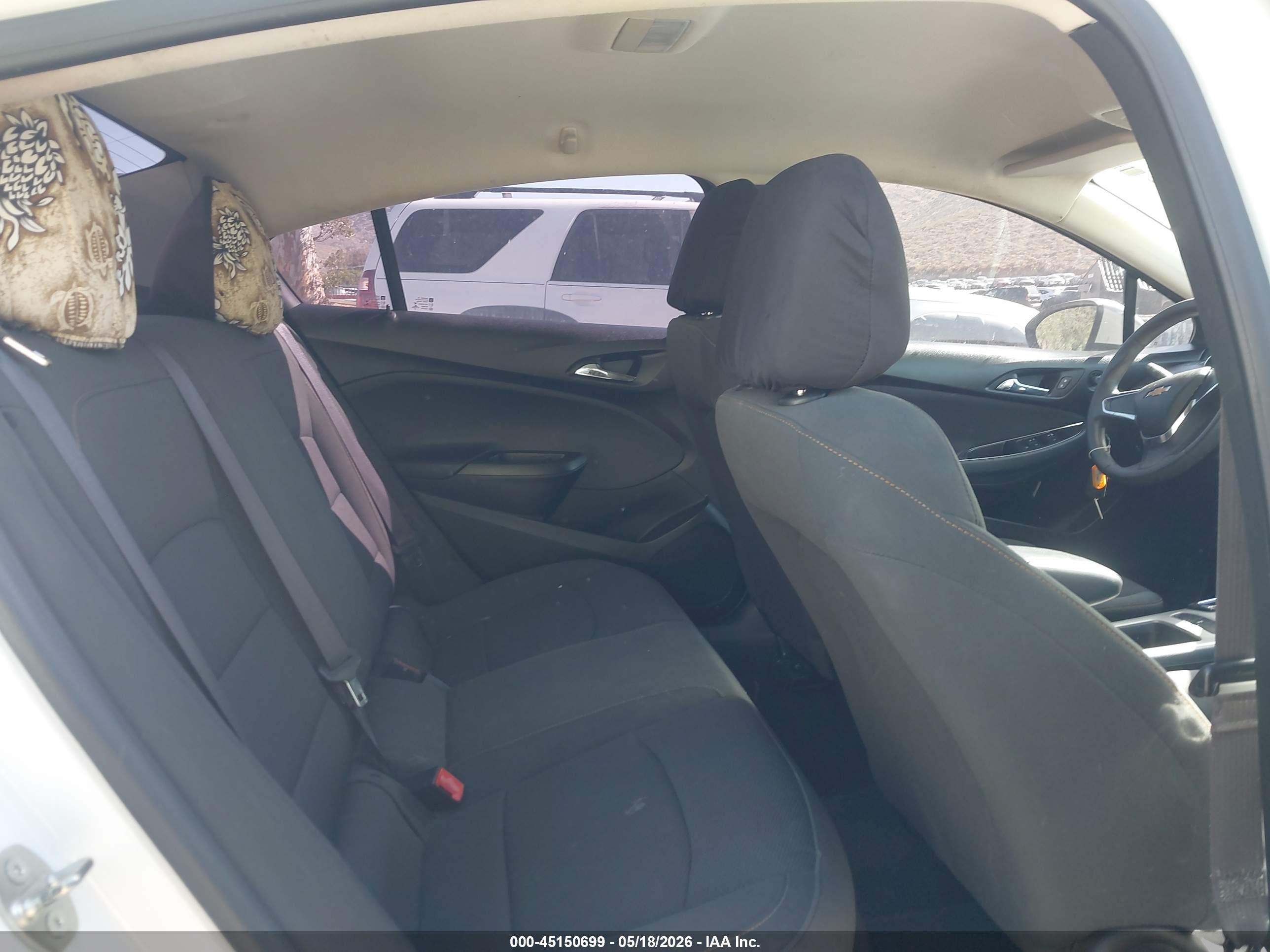 CHEVROLET CRUZE image 8