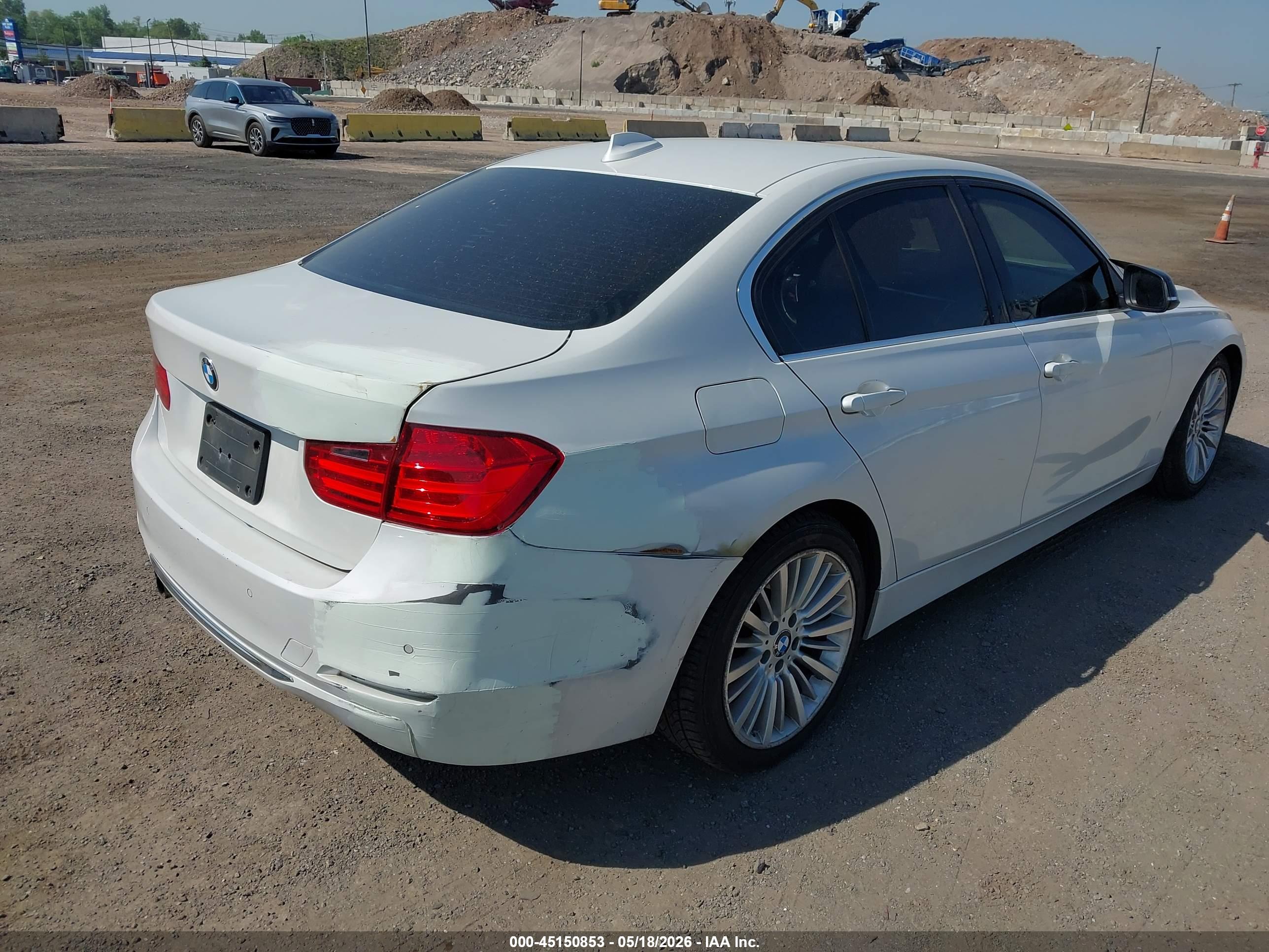 BMW 328I image 4