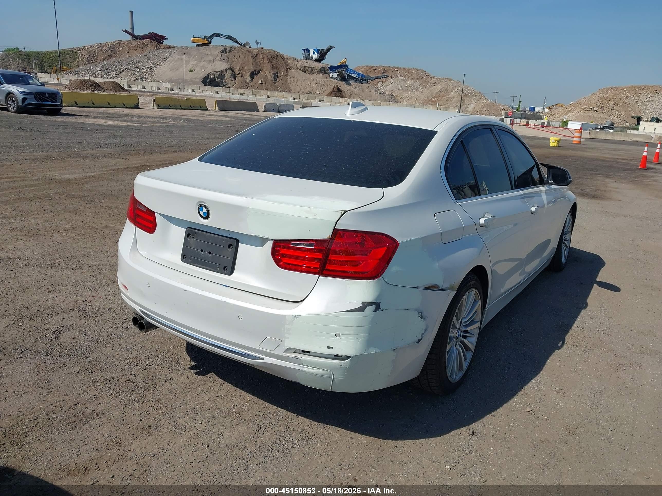 BMW 328I image 6