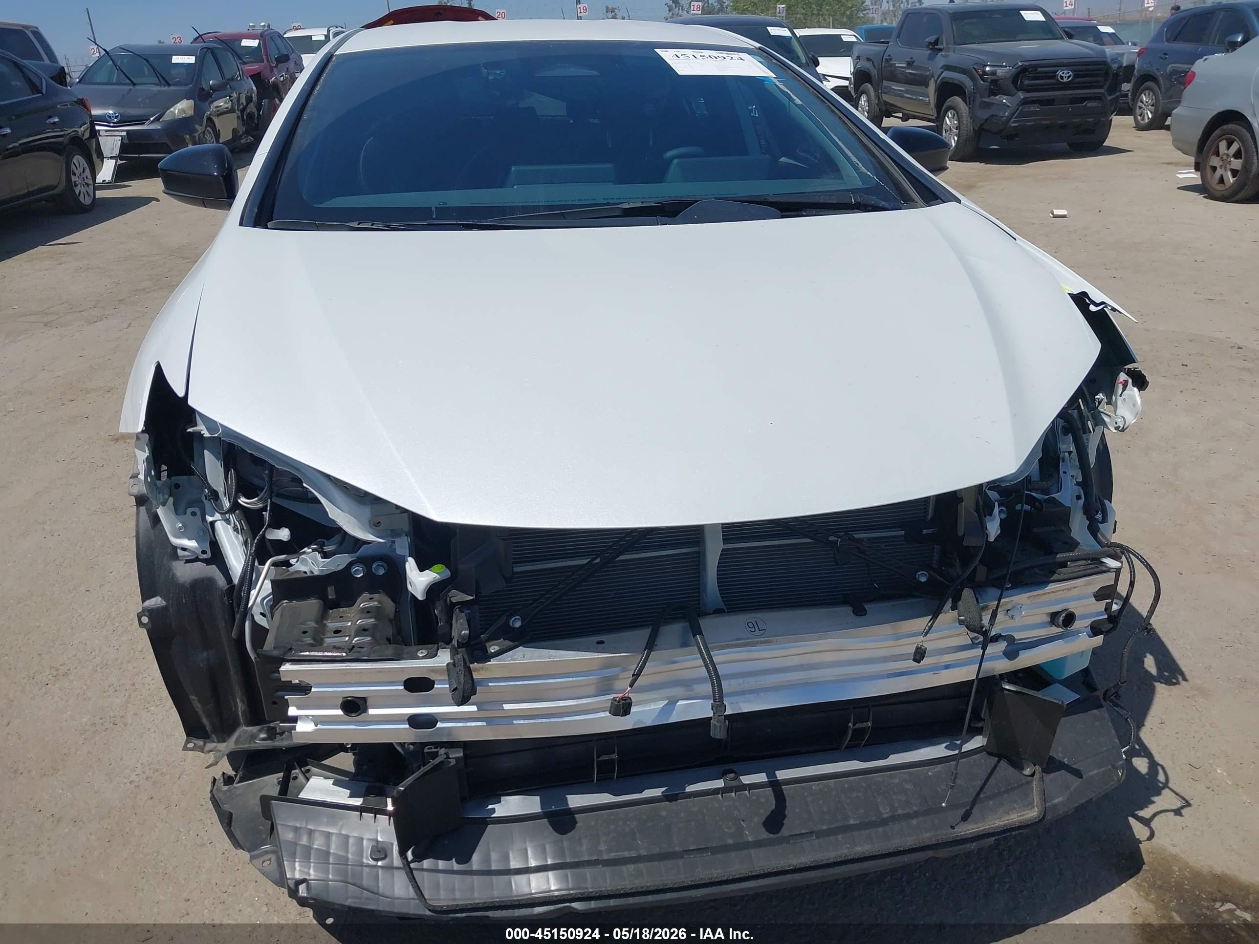 TOYOTA PRIUS image 6