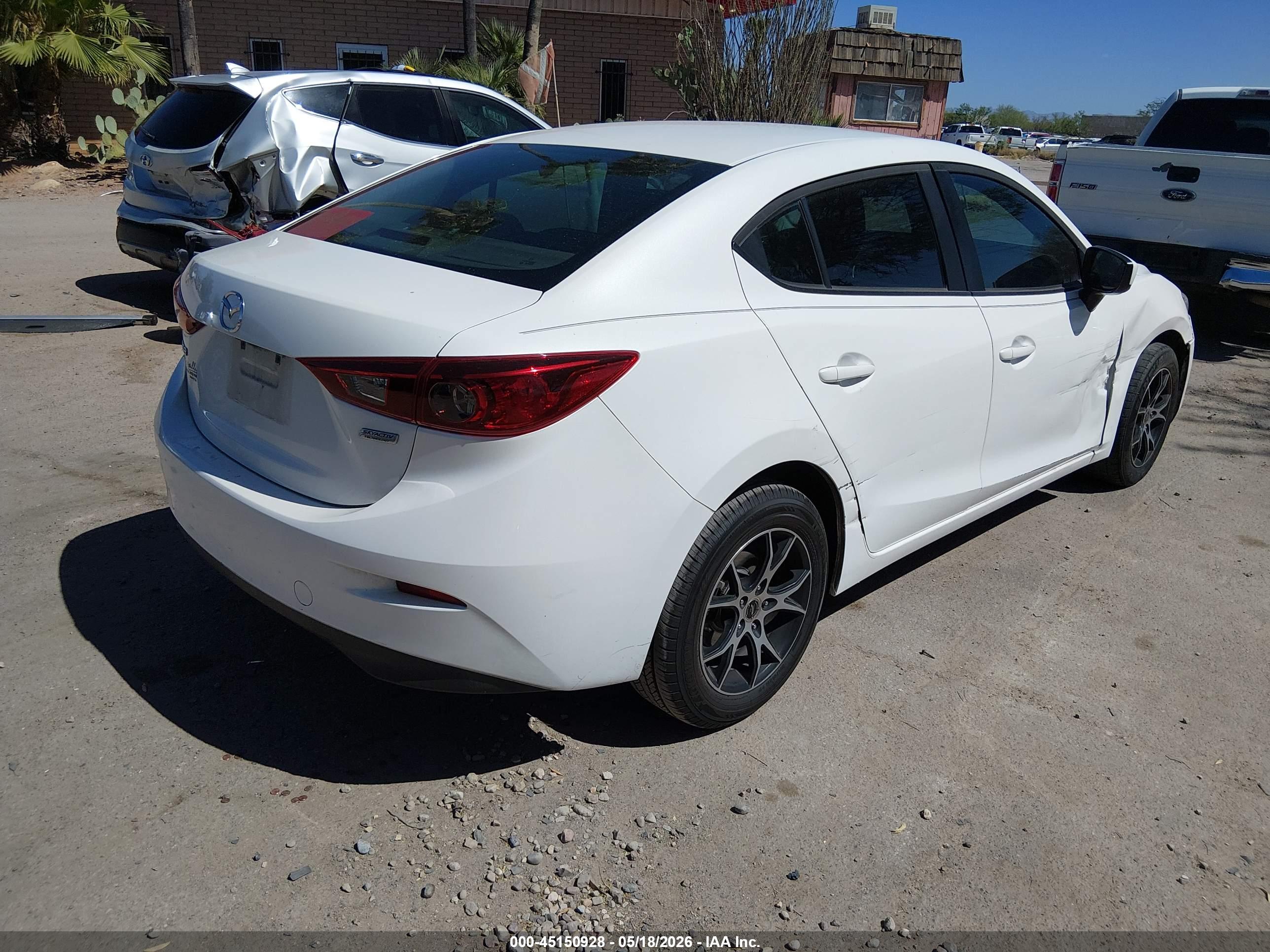 MAZDA MAZDA3 image 4