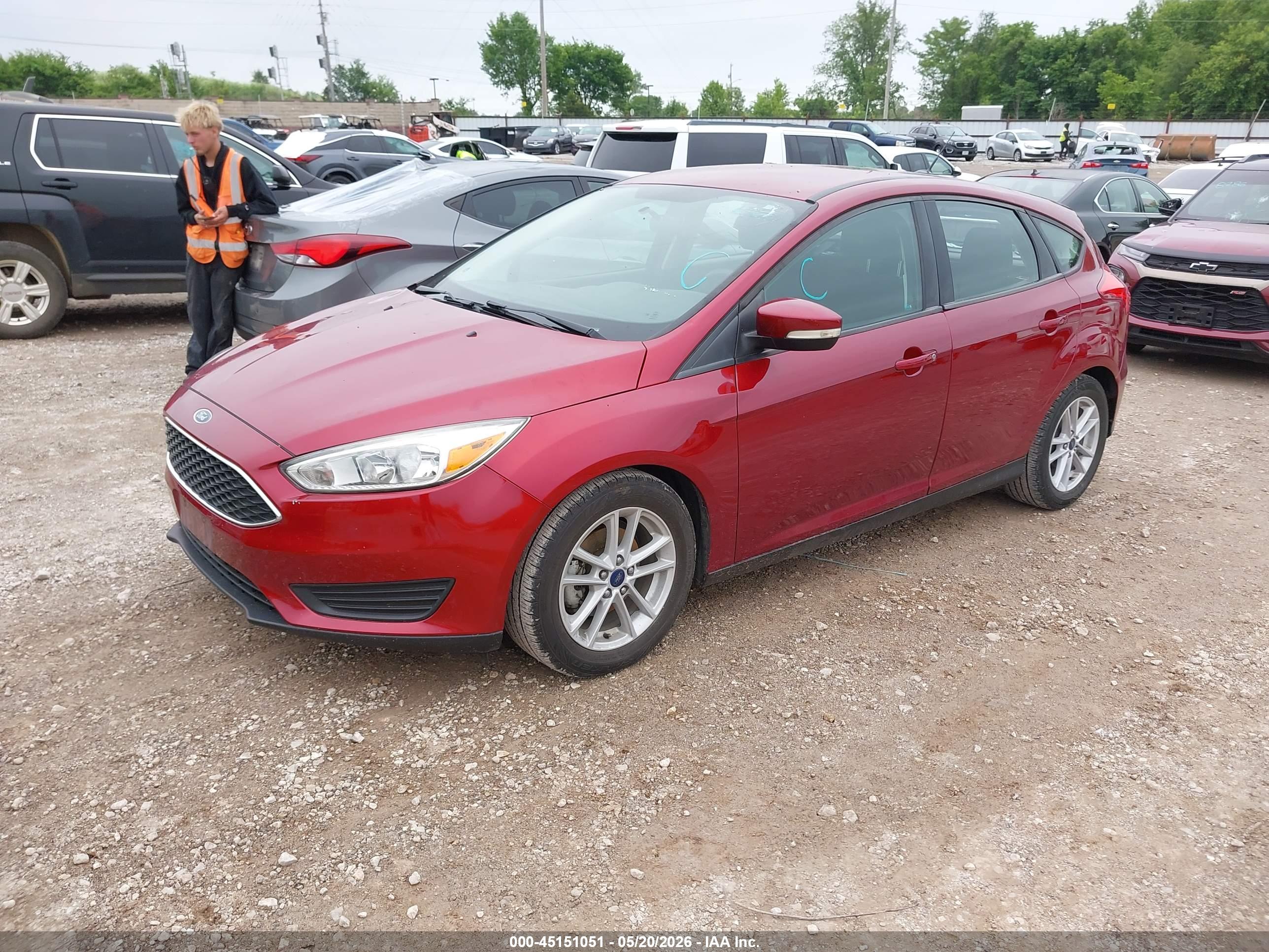 FORD FOCUS image 2