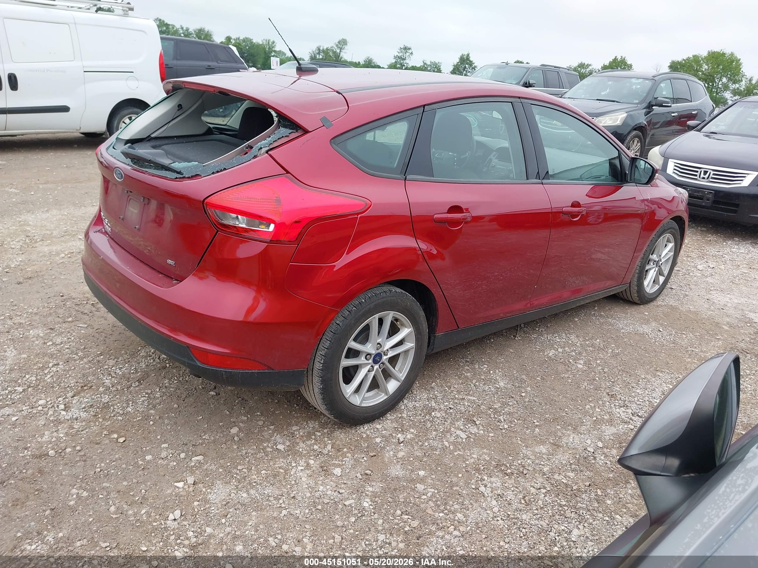 FORD FOCUS image 4