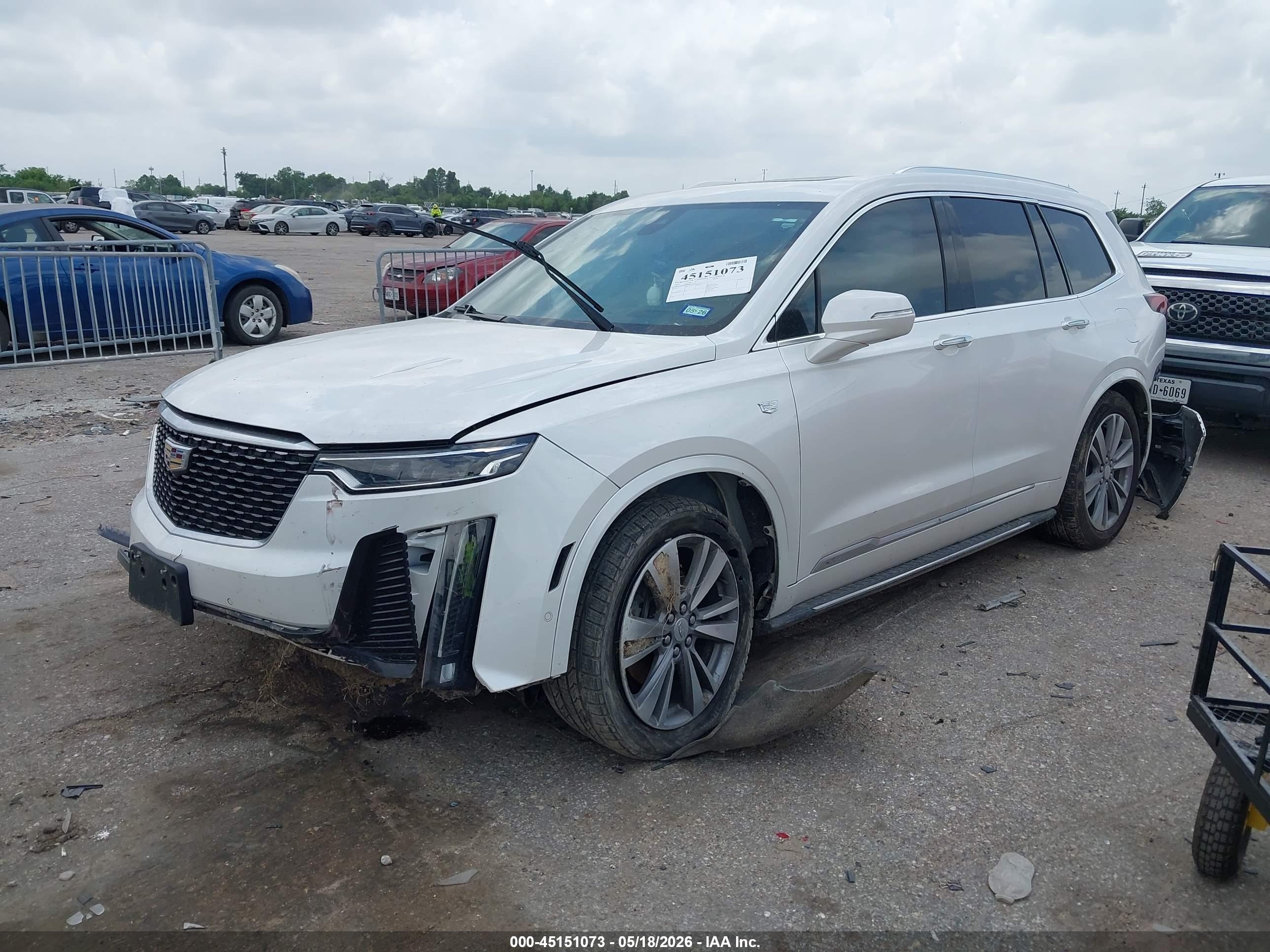 CADILLAC XT6 image 2