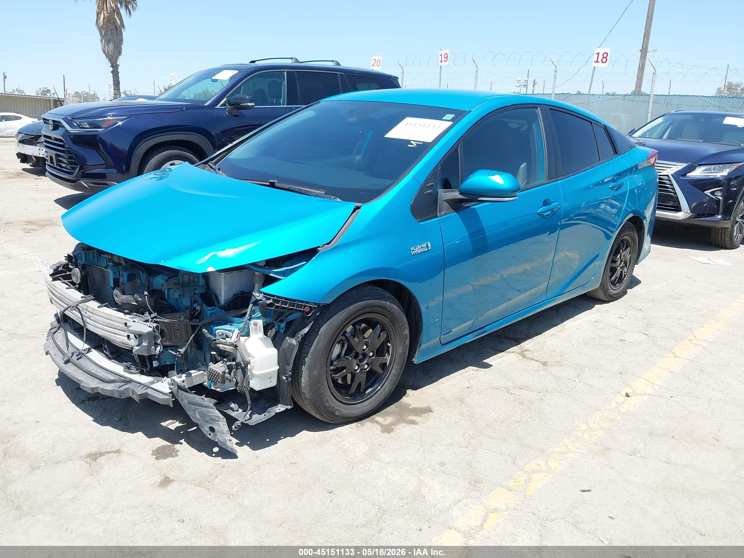 TOYOTA PRIUS image 2