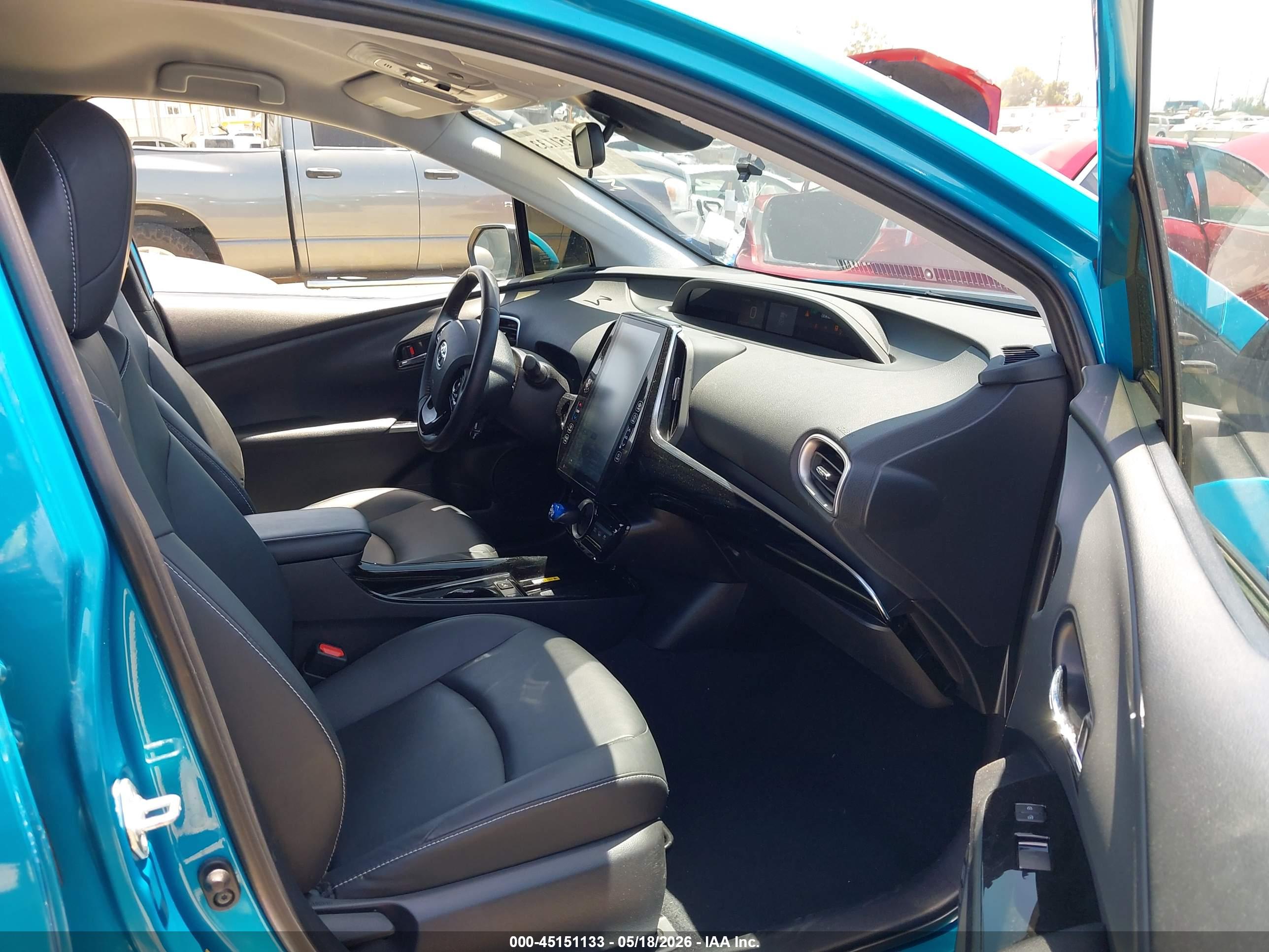 TOYOTA PRIUS image 5