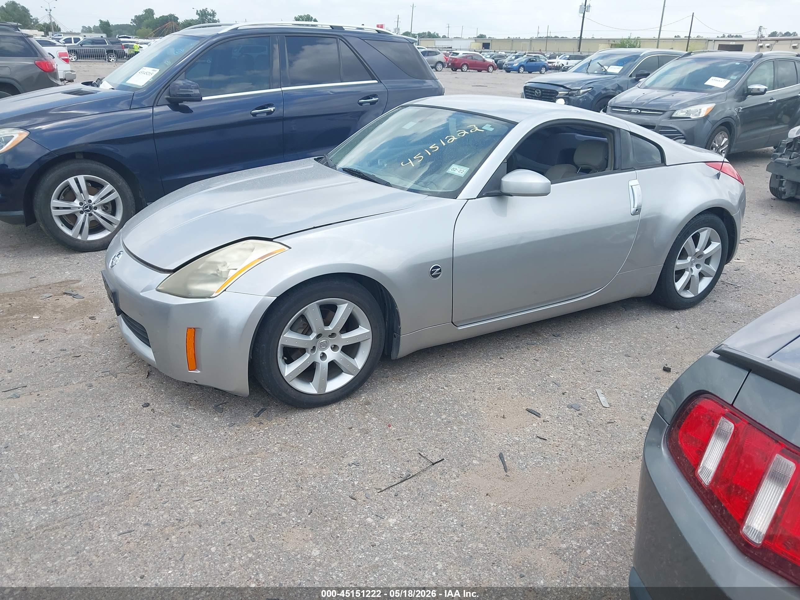 NISSAN 350Z image 2