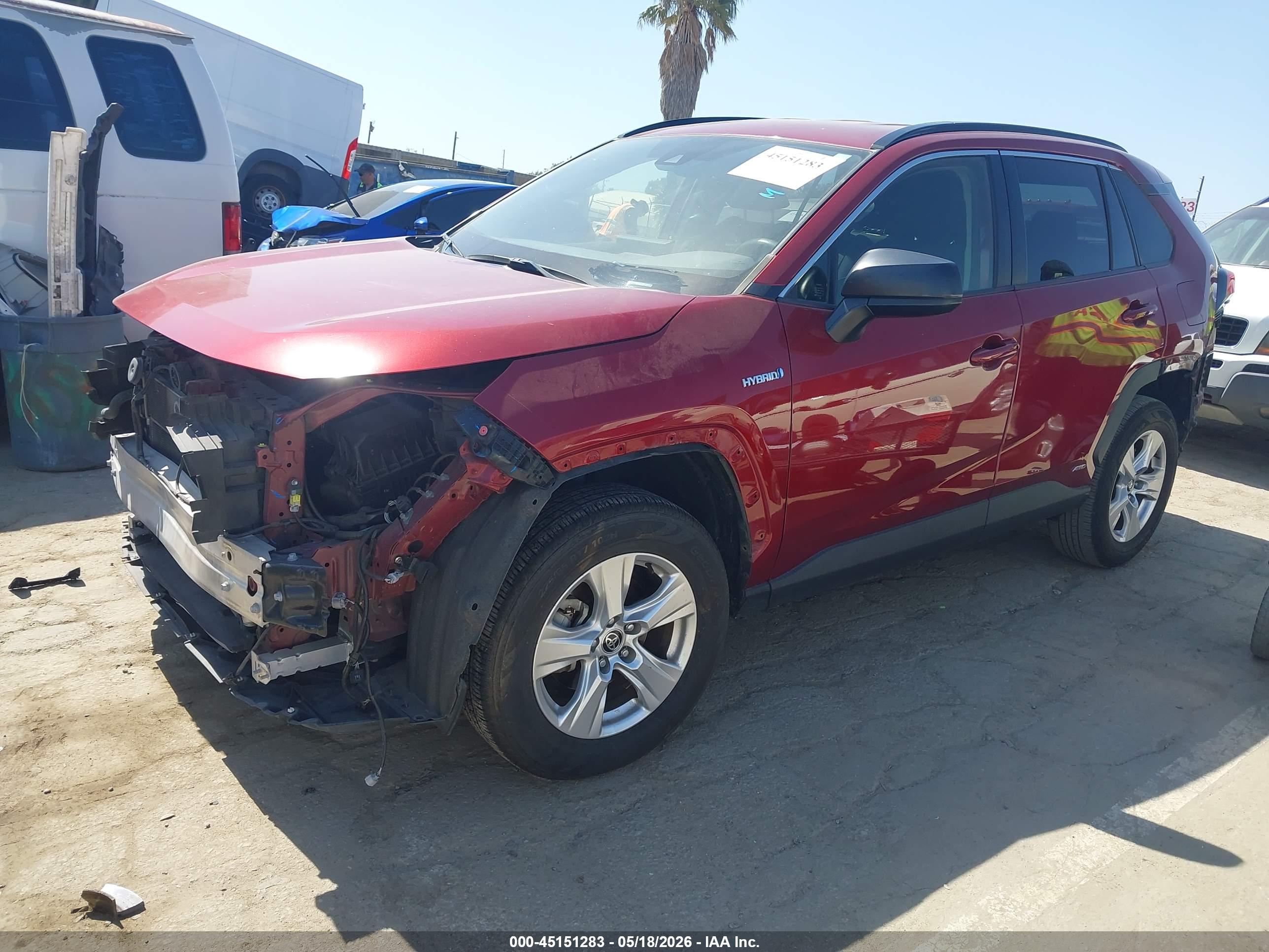 TOYOTA RAV4 image 2