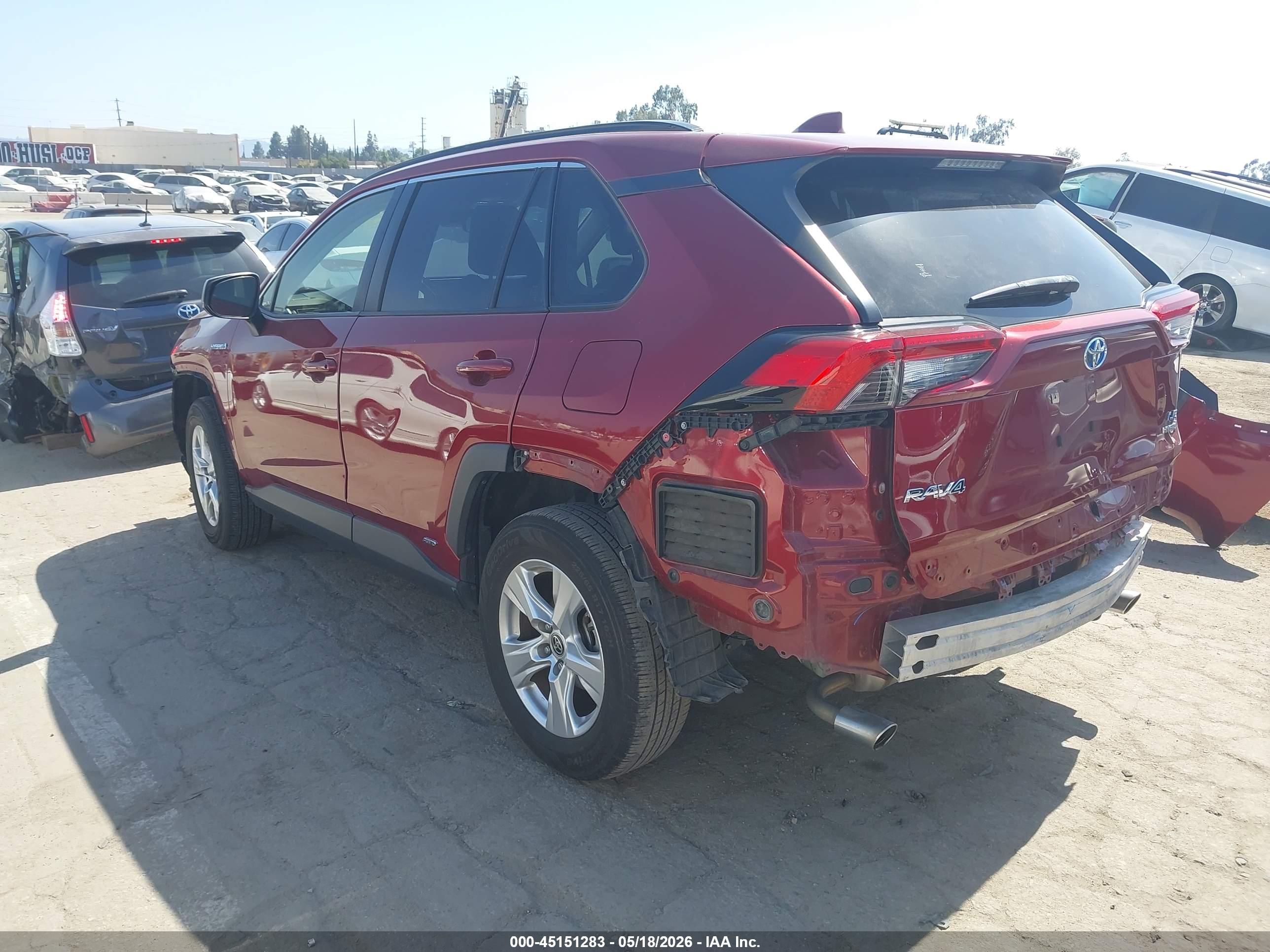 TOYOTA RAV4 image 3