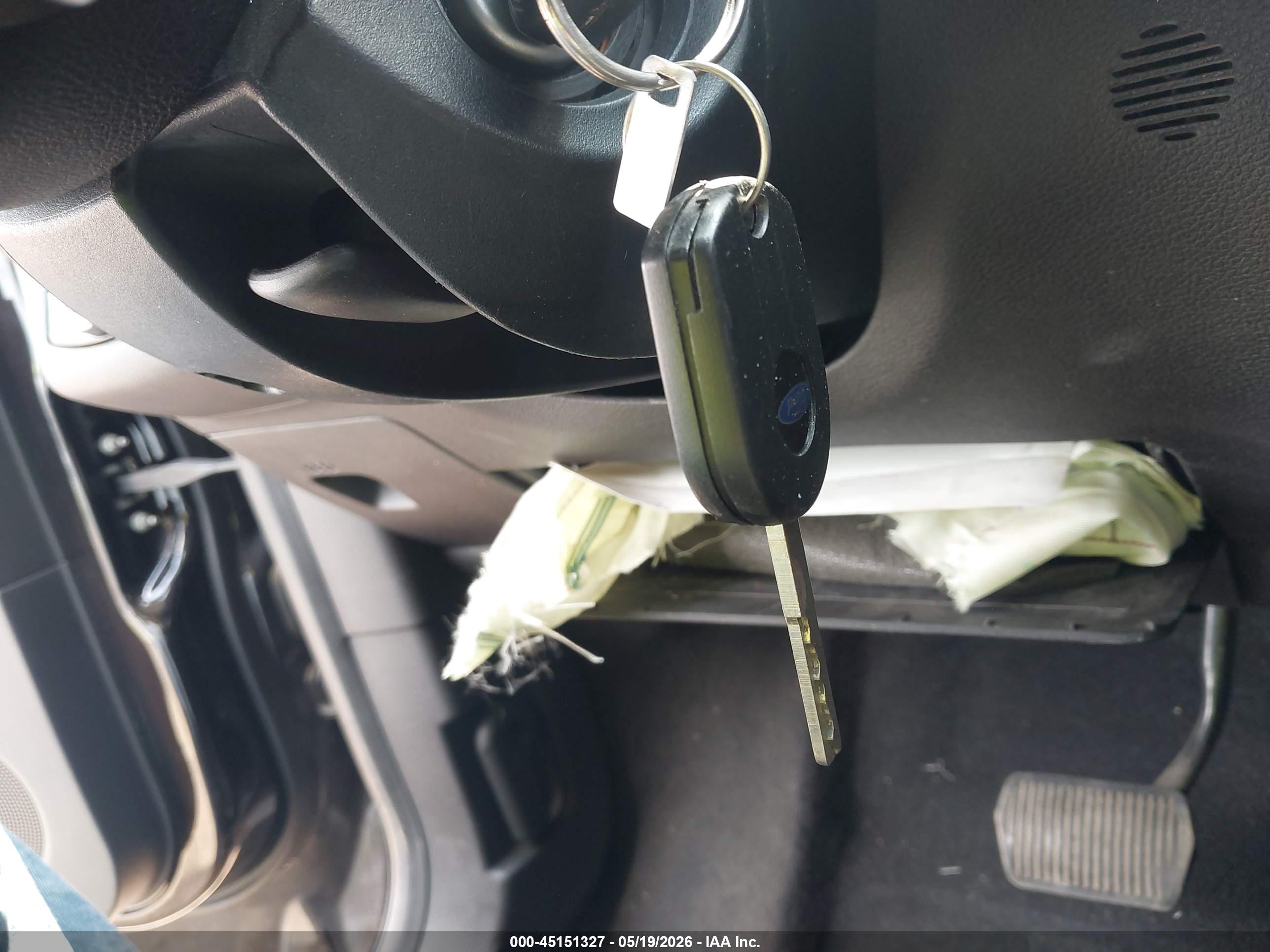 FORD ESCAPE image 11