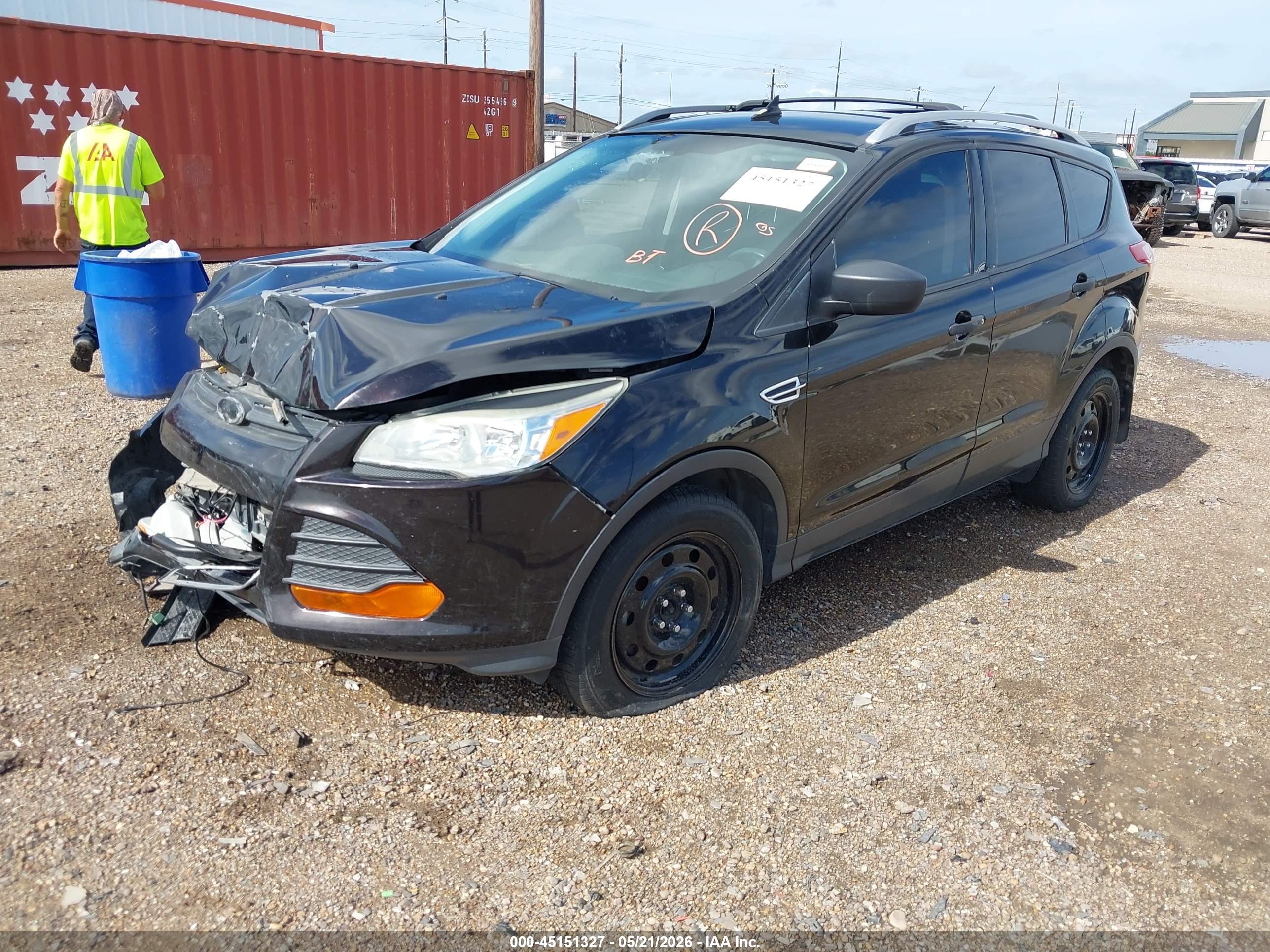 FORD ESCAPE image 2