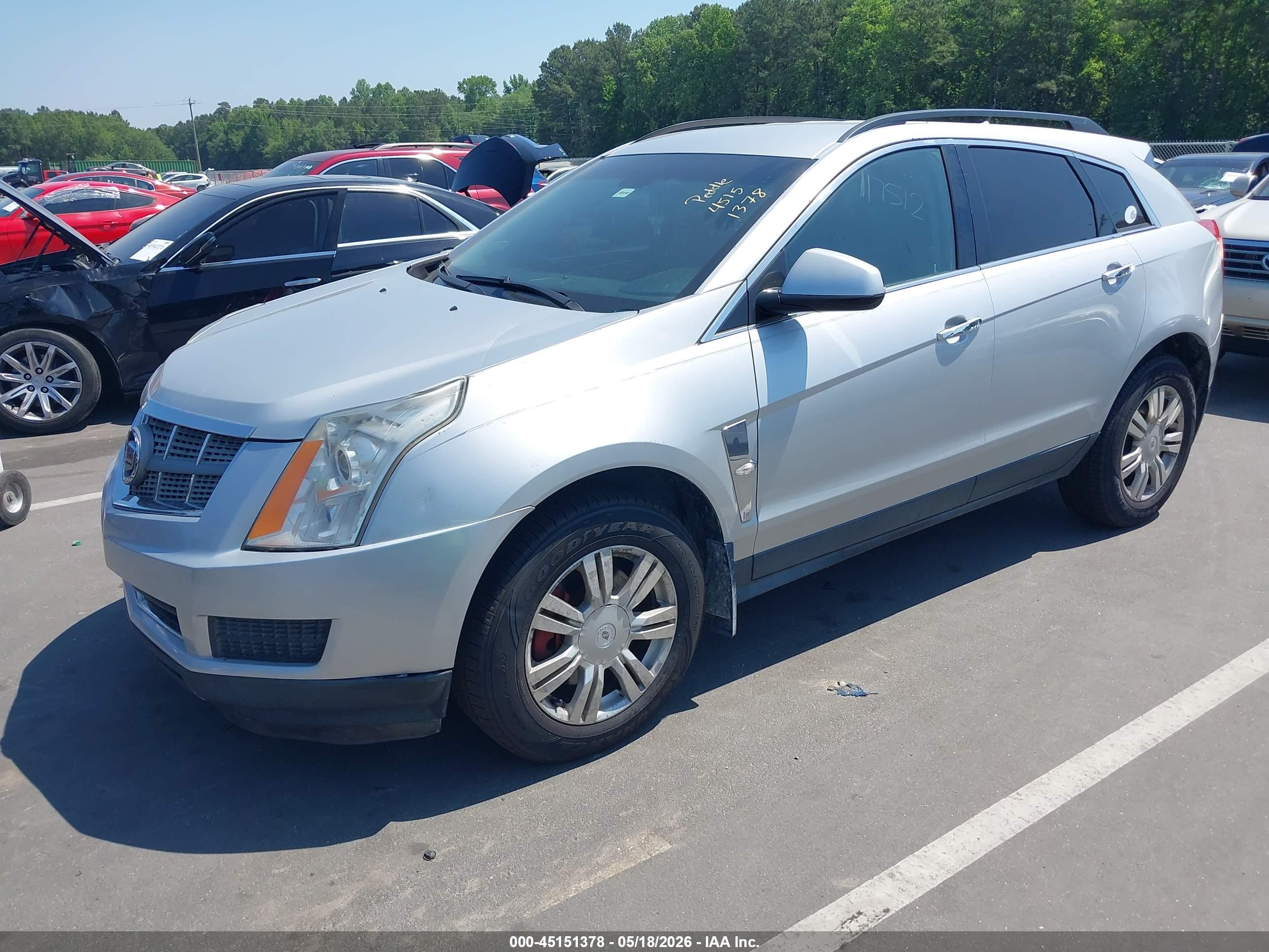 CADILLAC SRX image 2