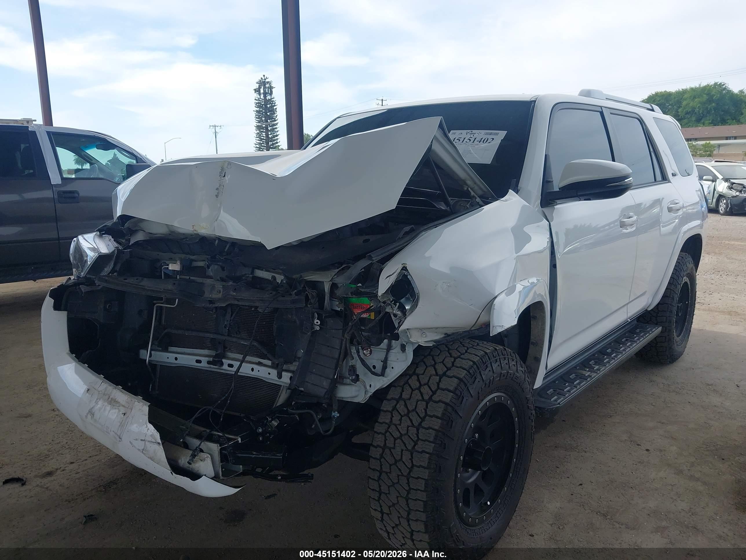 TOYOTA 4RUNNER image 2