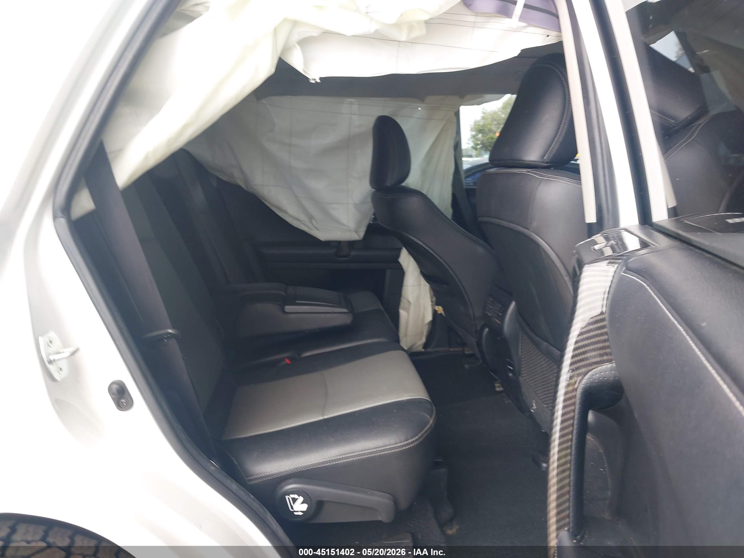 TOYOTA 4RUNNER image 8