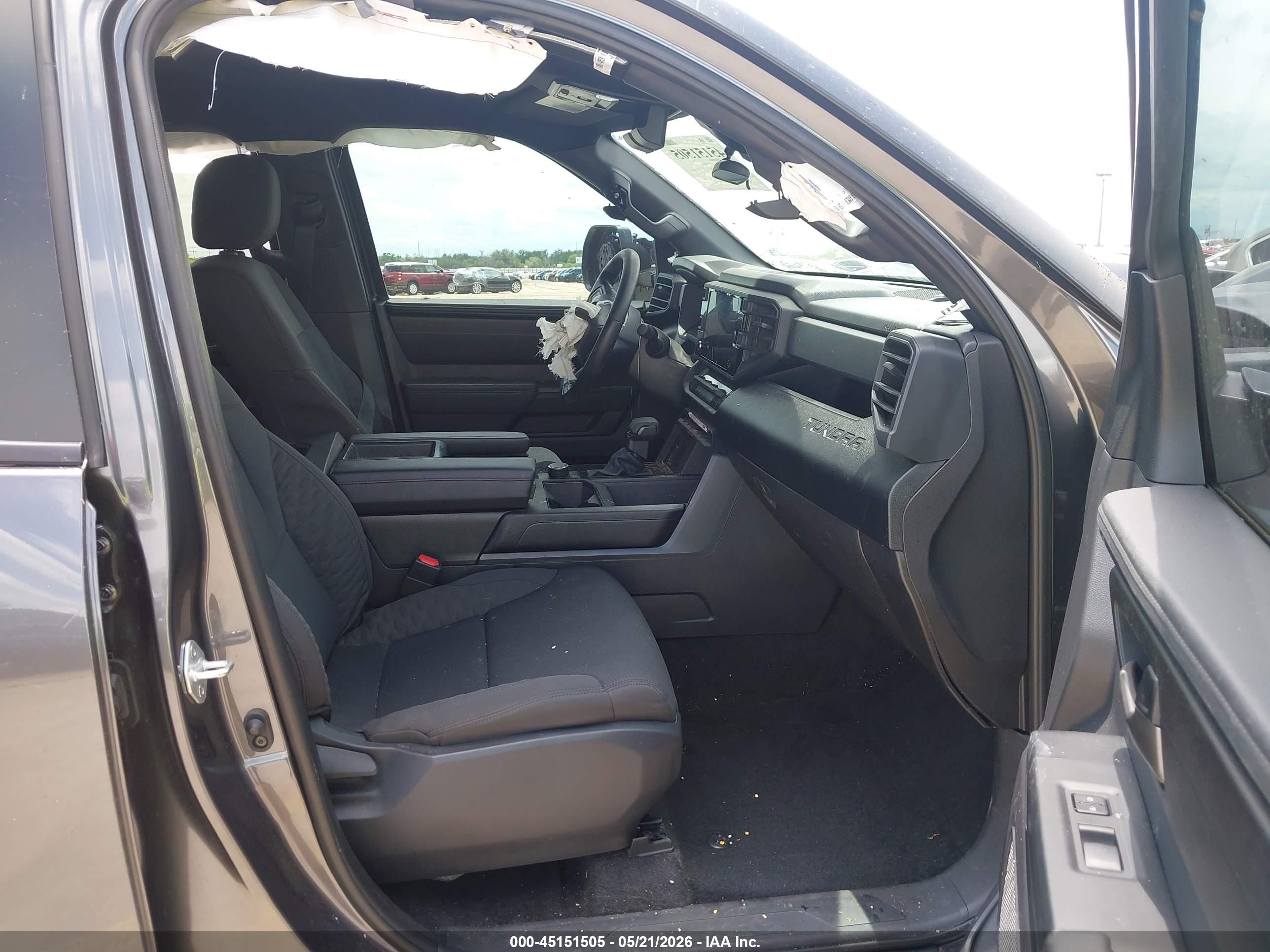 TOYOTA TUNDRA image 5