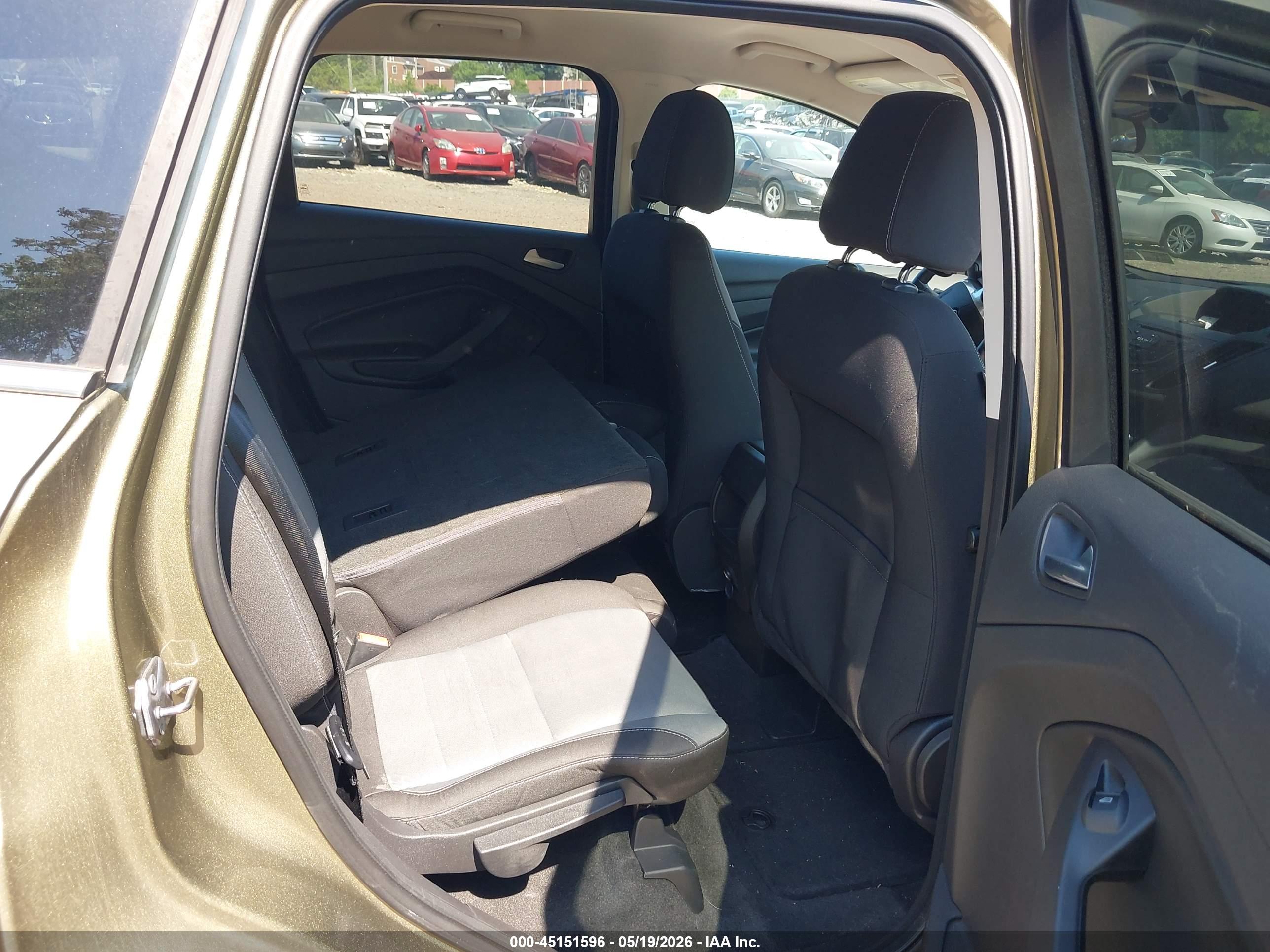 FORD ESCAPE image 8
