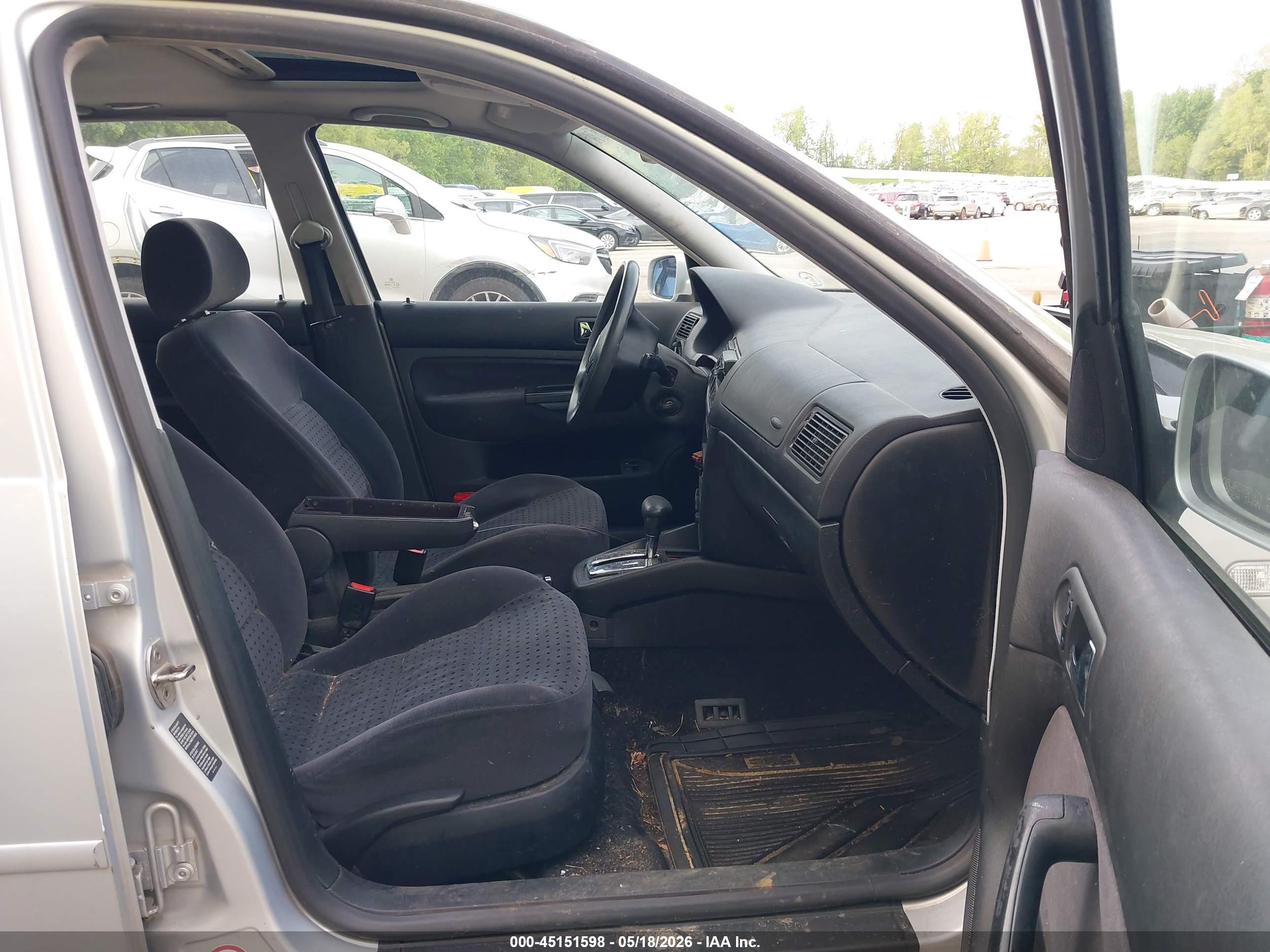 VOLKSWAGEN GOLF image 5